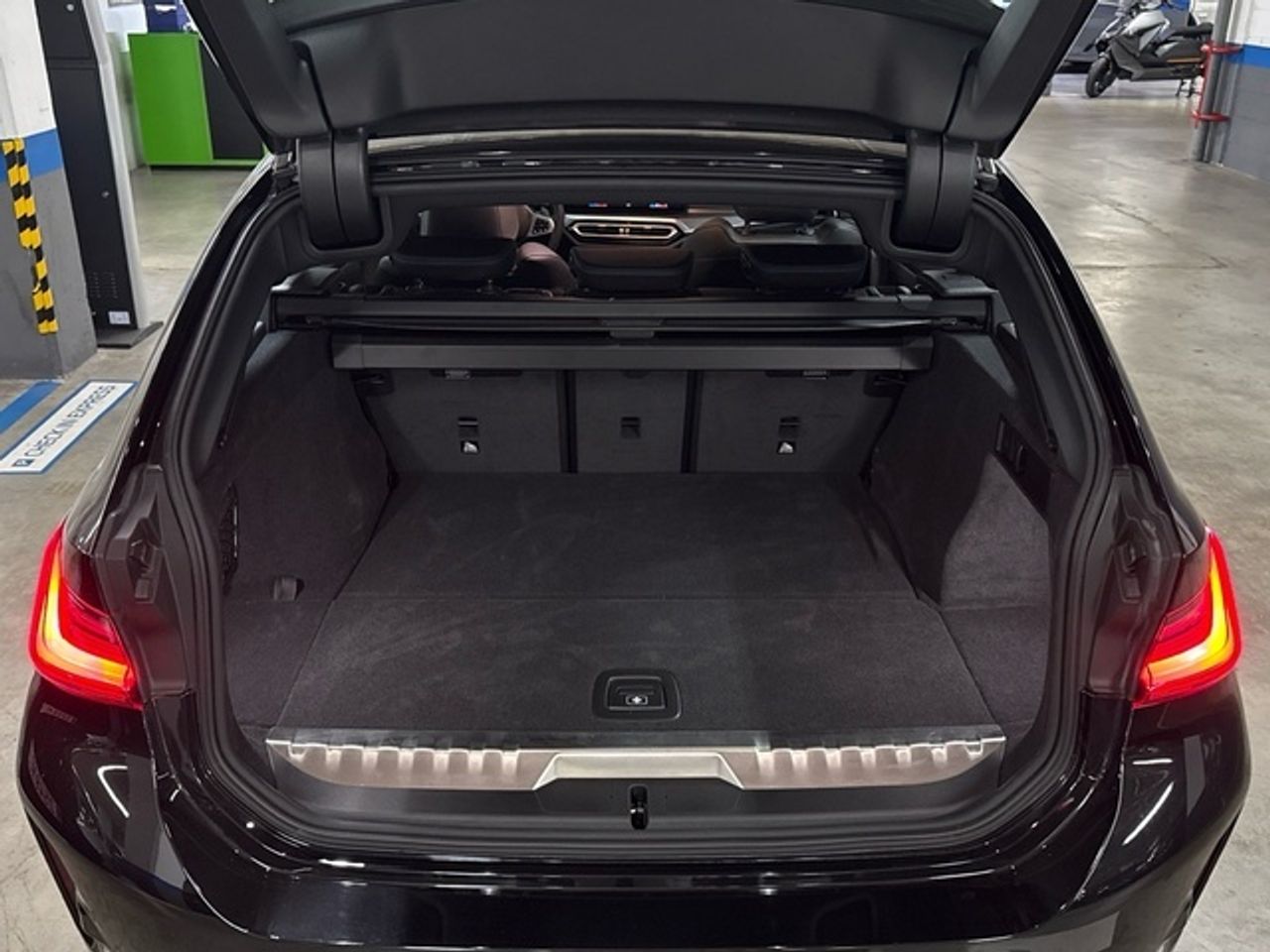 BMW Serie 3 320e xDrive Touring 150 kW (204 CV) - foto 11