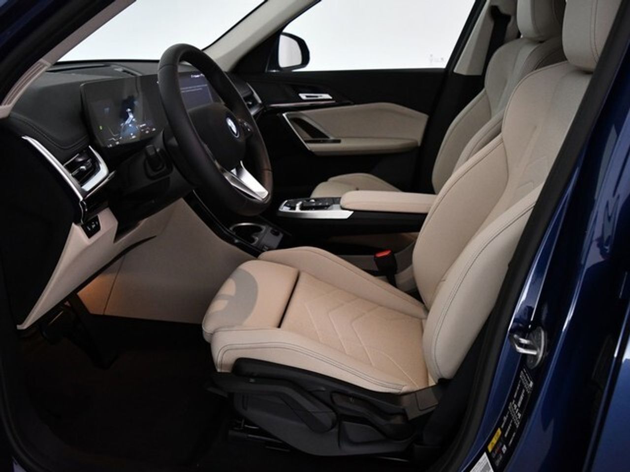 BMW iX1 xDrive30 230 kW (313 CV) - foto 8