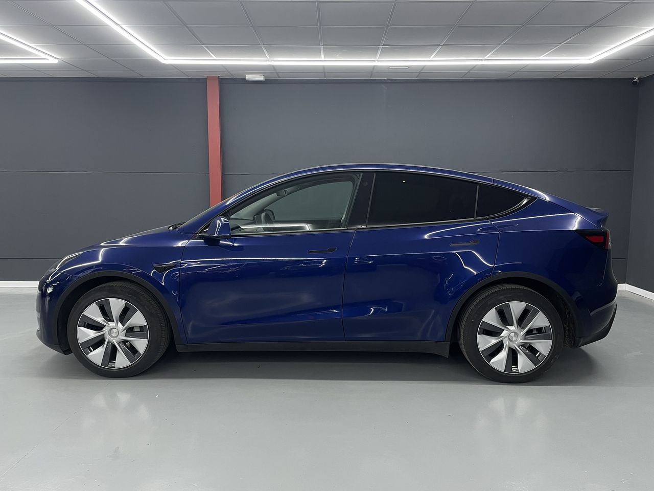 tesla model y 2021 / foto grande (2)