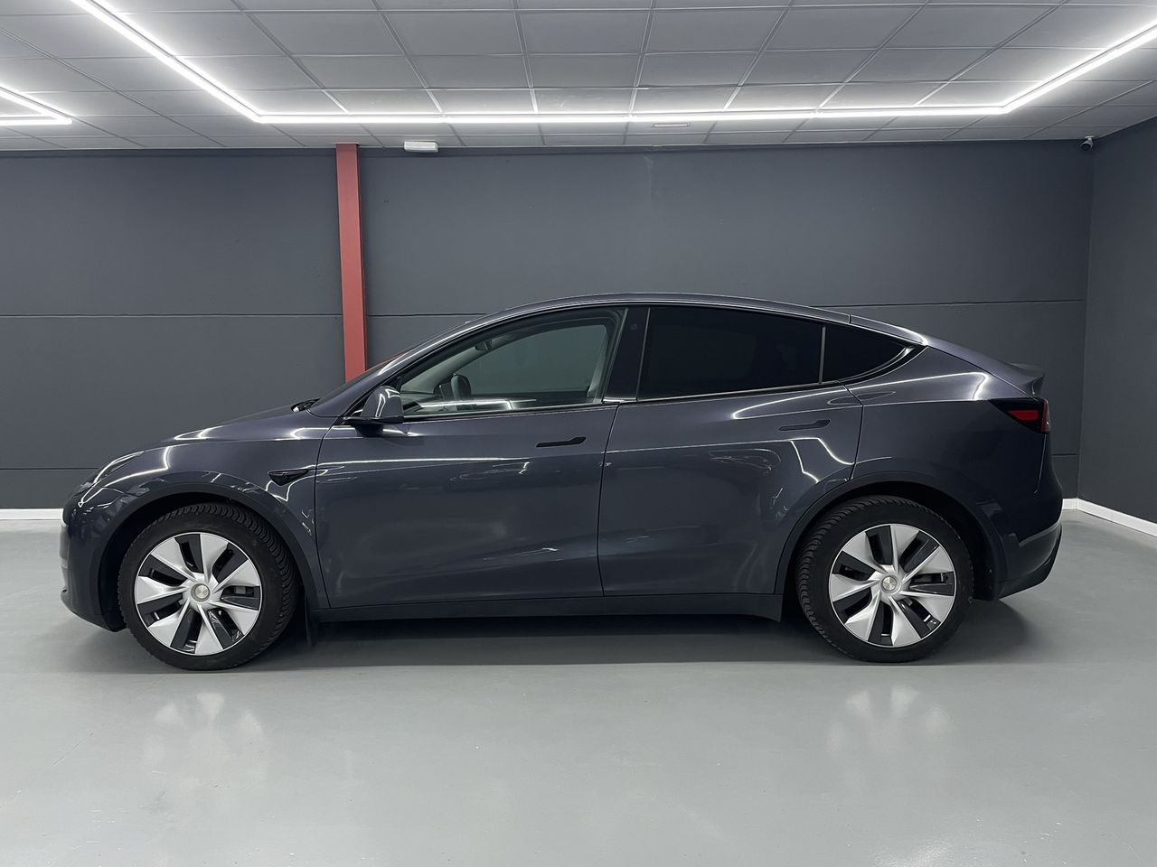 tesla model y 2022 / foto grande (2)