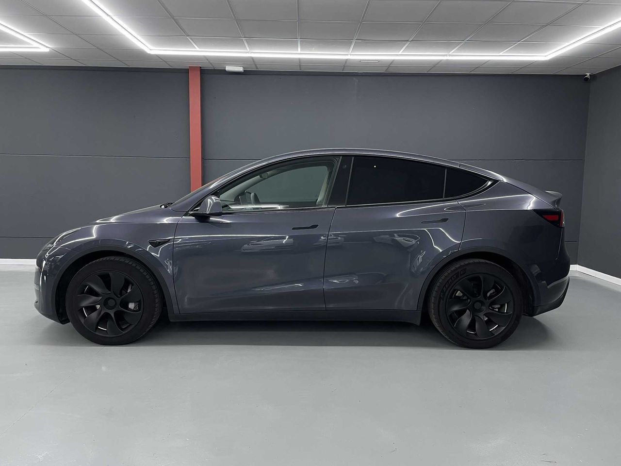 tesla model y 2021 / foto grande (2)