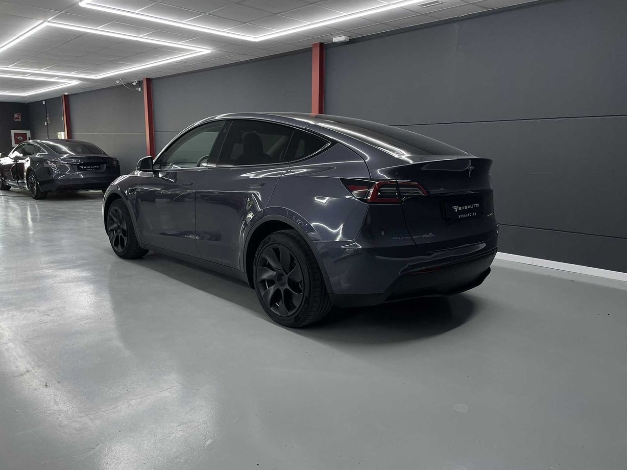 tesla model y 2021 / foto grande (3)