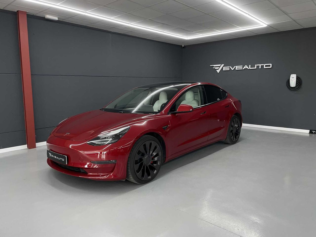 Foto tesla model 3 2021 /