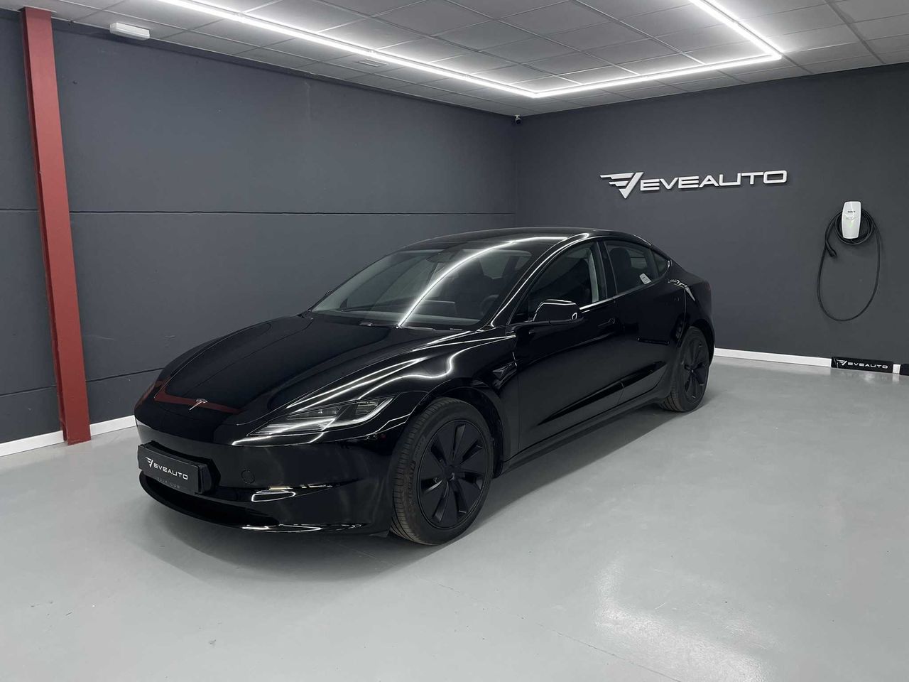 Foto tesla model 3 2024 /