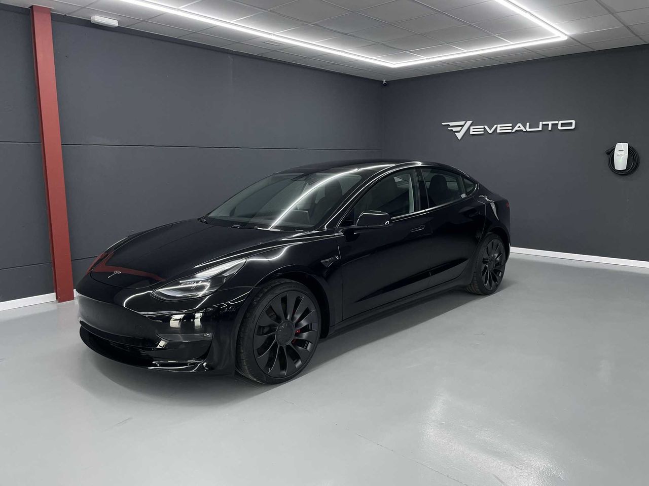 Foto tesla model 3 2023 /