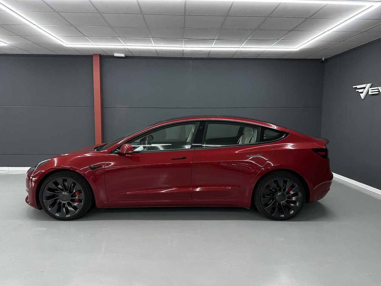 Tesla Model 3 Dual Motor Performance EAP 27.600e neto - foto 2