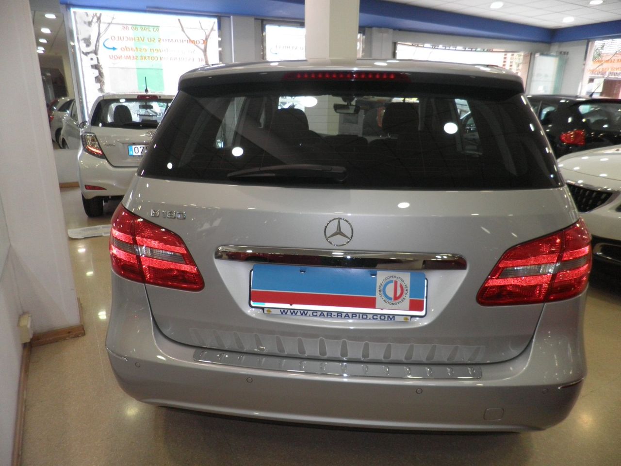 Mercedes Clase B 180 Etiq. Amb. VERDE C EURO 6 sólo 68.000 Km. - Foto 10