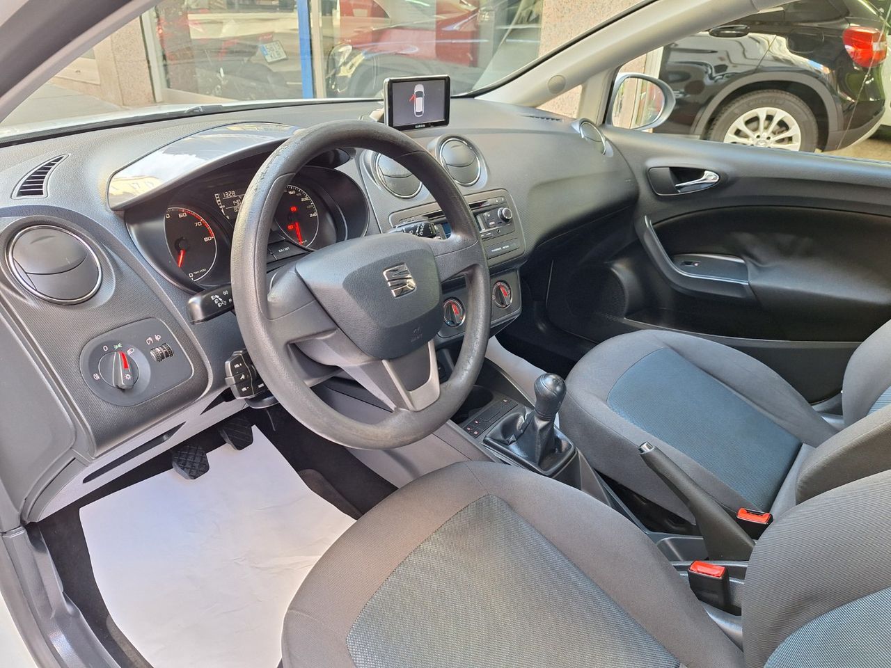 Seat Ibiza 1.2 Reference i-Tech Un solo propietario - Foto 13