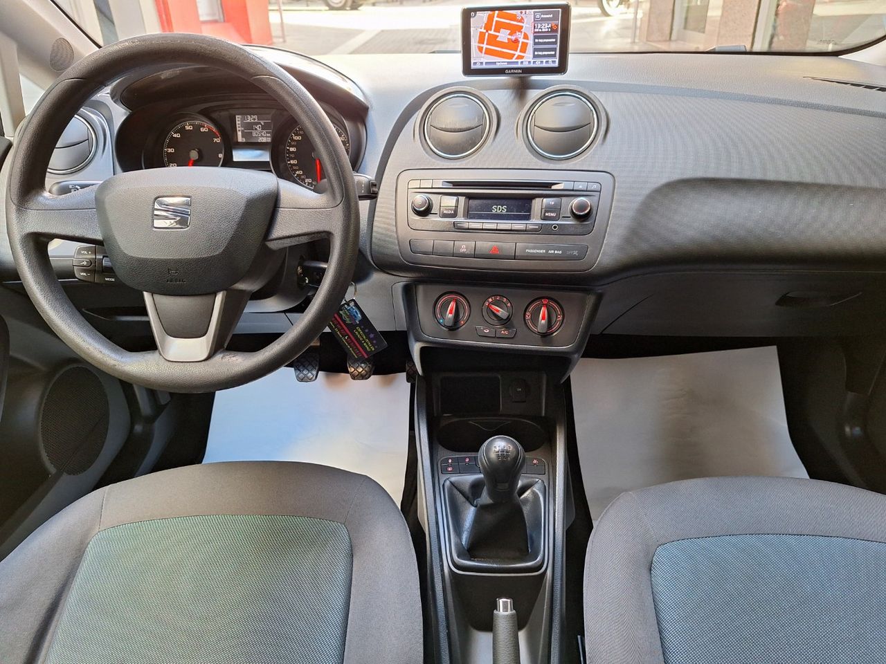 Seat Ibiza 1.2 Reference i-Tech Un solo propietario - Foto 9