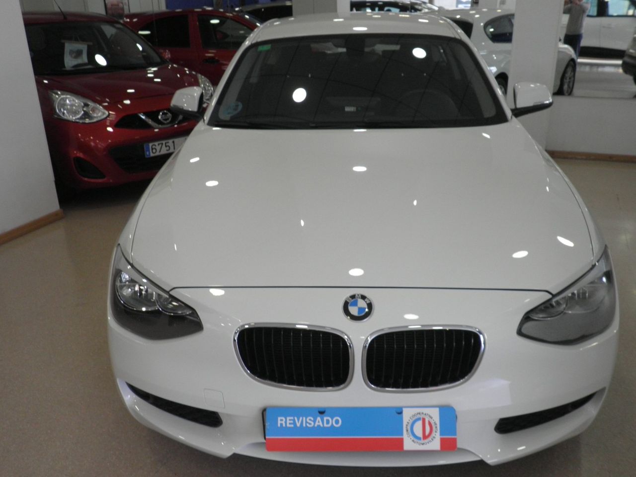 BMW Serie 1 116 Etiq. ambiental C verde Euro 6  - Foto 4