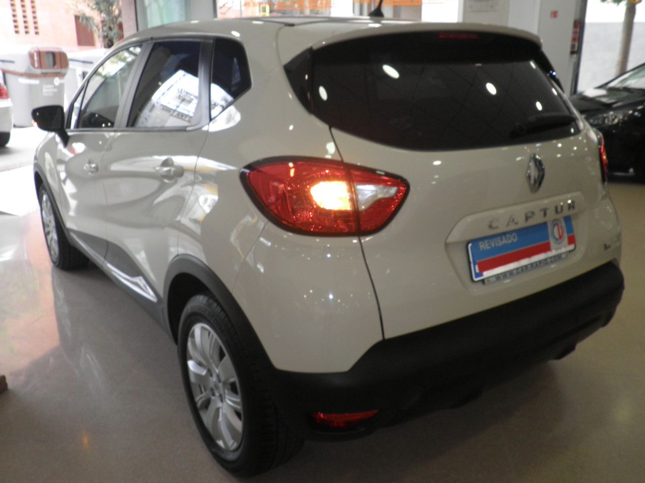 Renault Captur 0.9 Energy Intens etiq. medioambiental verde C Euro 5  sólo 54.000 Km. - Foto 8