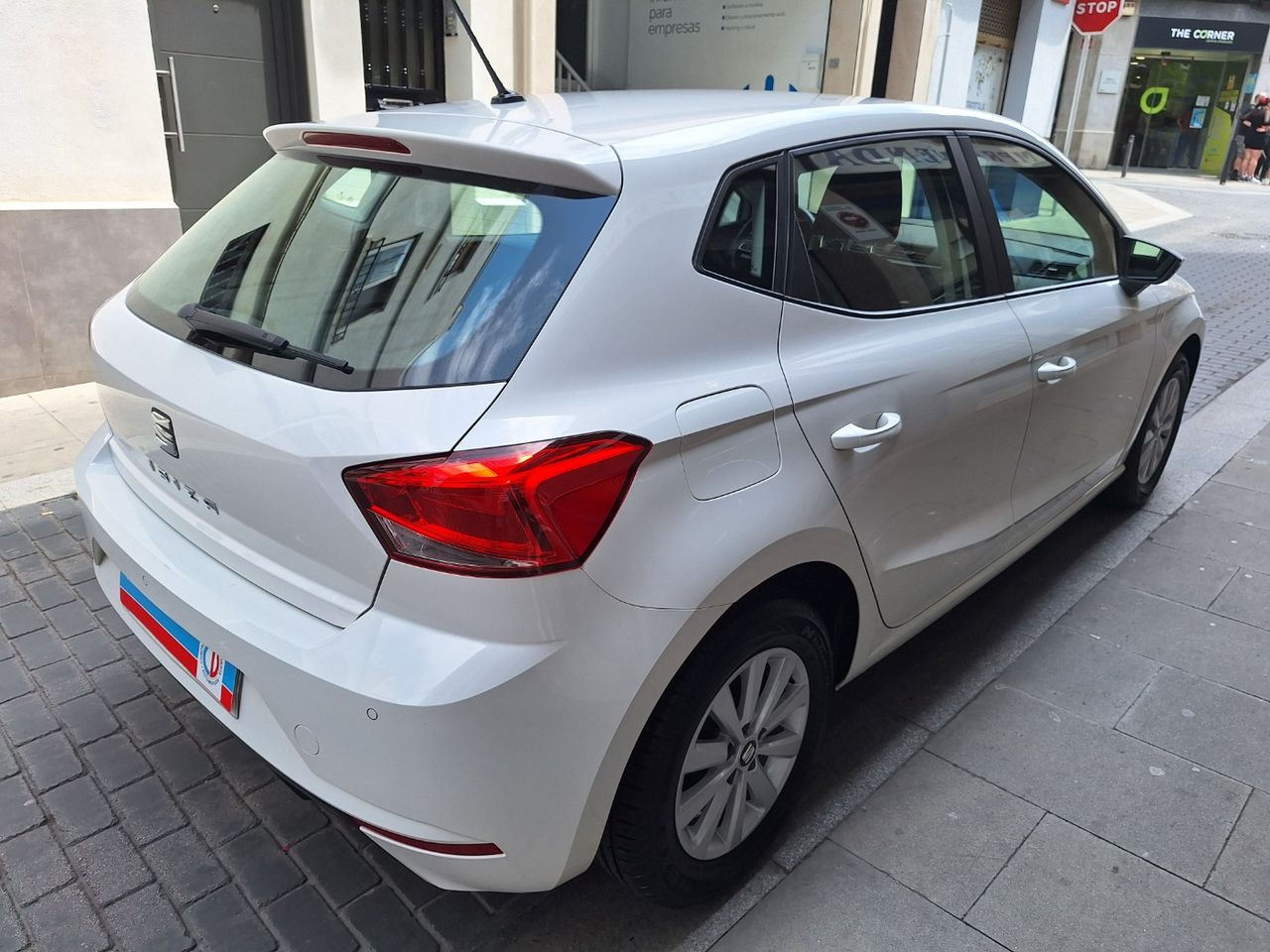 Seat Ibiza 1.0 MPi STYLE sólo 13.000 Km Libro revis. Etiq. verde C Euro 6 - Foto 12