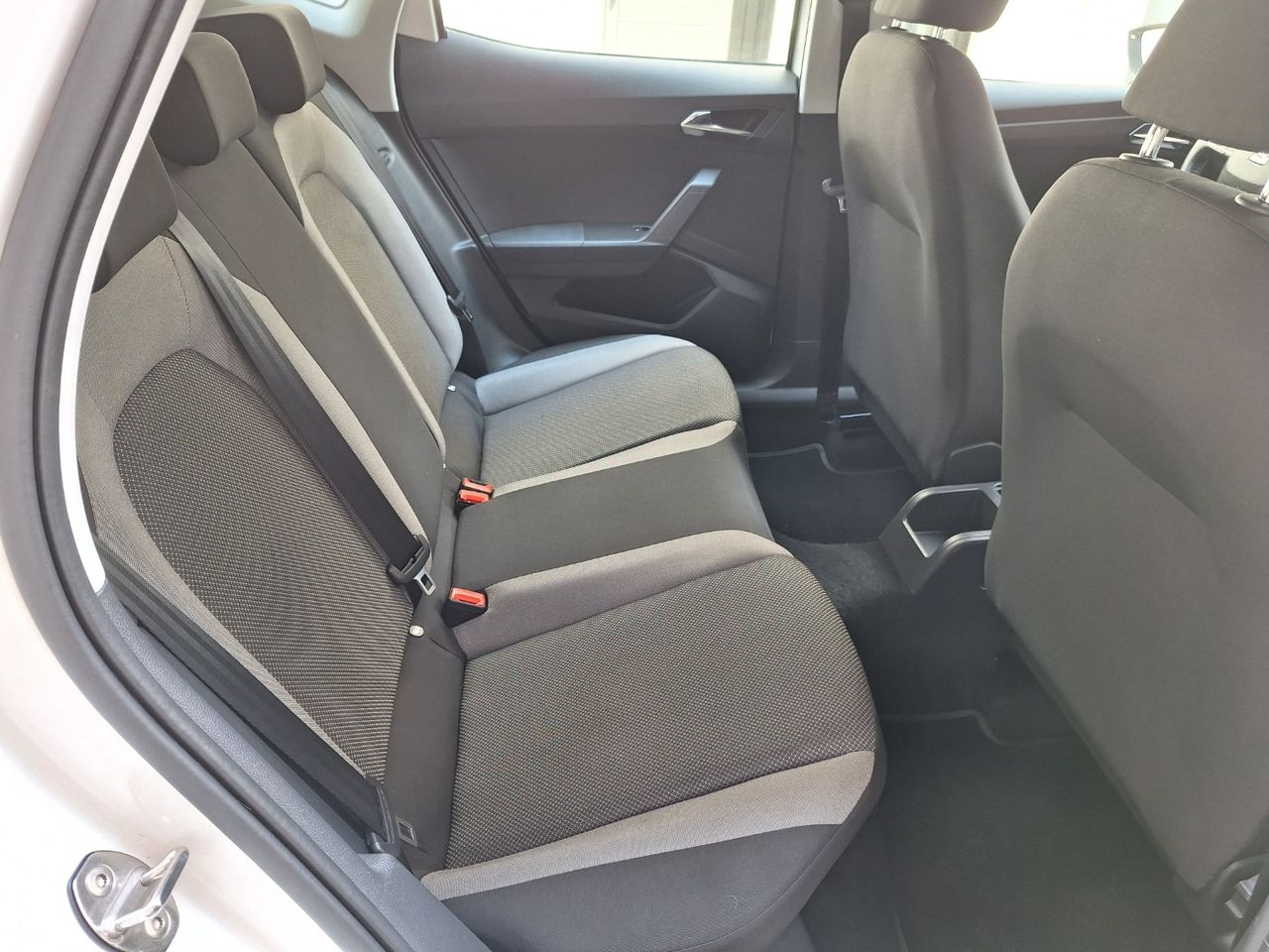 Seat Ibiza 1.0 MPi STYLE sólo 13.000 Km Libro revis. Etiq. verde C Euro 6 - Foto 7