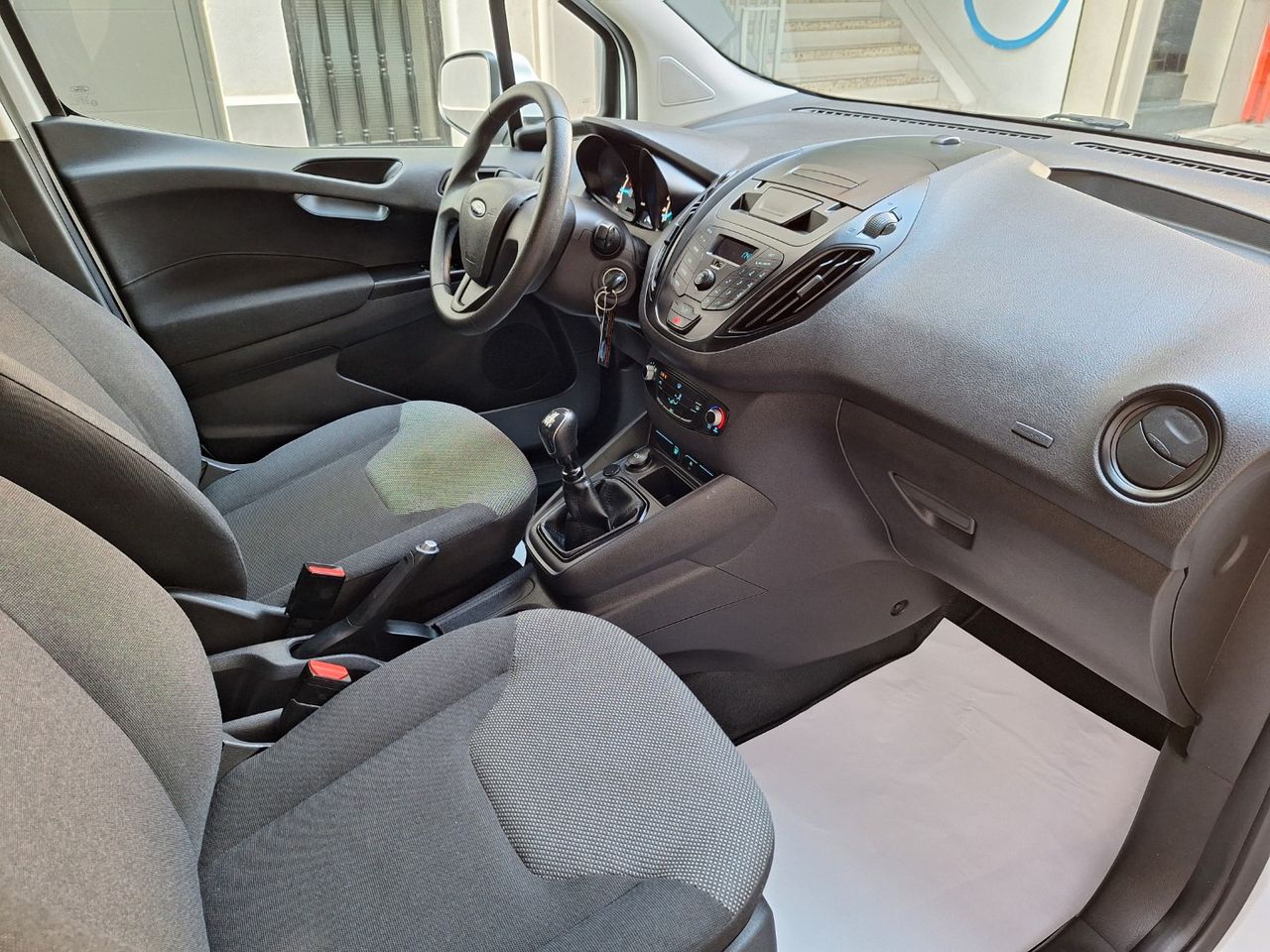 Ford Transit 1.0 Bassis Gasolina con etiq.verde C Euro 6  51.000 Km - Foto 7