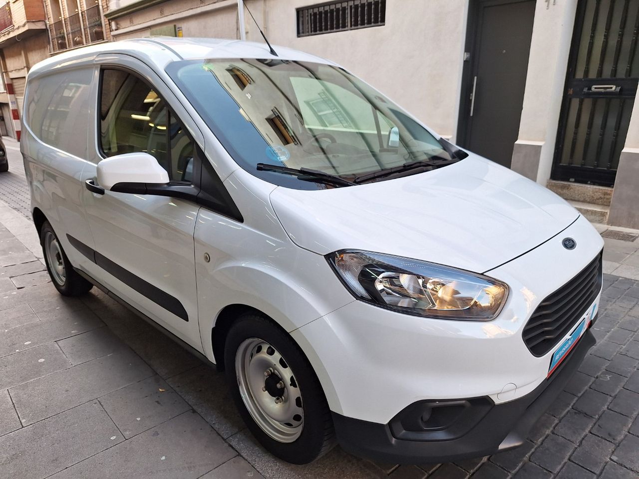 Ford Transit 1.0 Bassis Gasolina con etiq.verde C Euro 6  51.000 Km - Foto 6