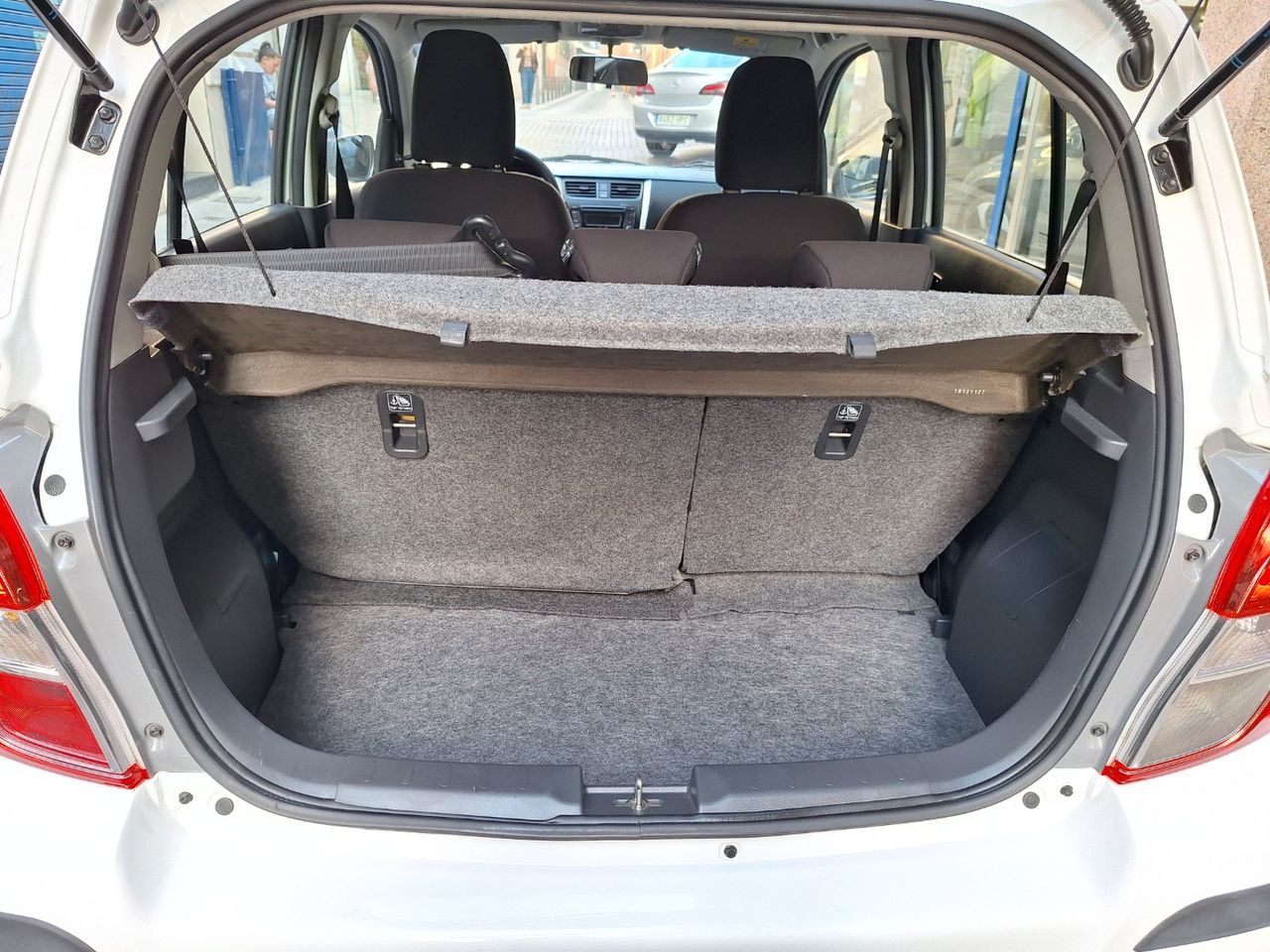 Suzuki Celerio 1.0 Ga Etiq. verde C  Euro 6 - Foto 11