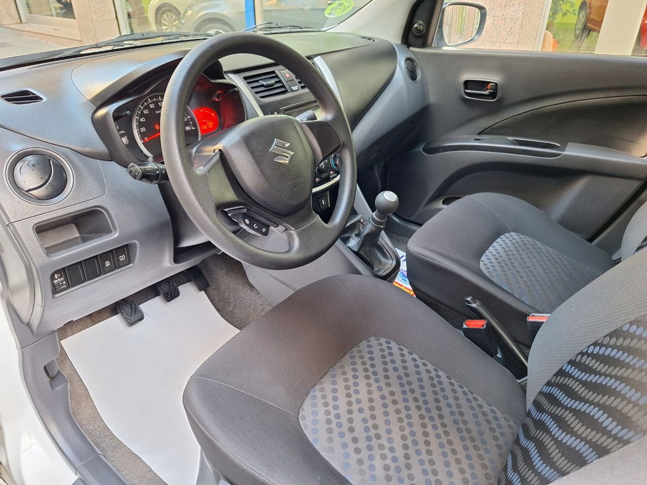 Suzuki Celerio 1.0 Ga Etiq. verde C  Euro 6 - Foto 3