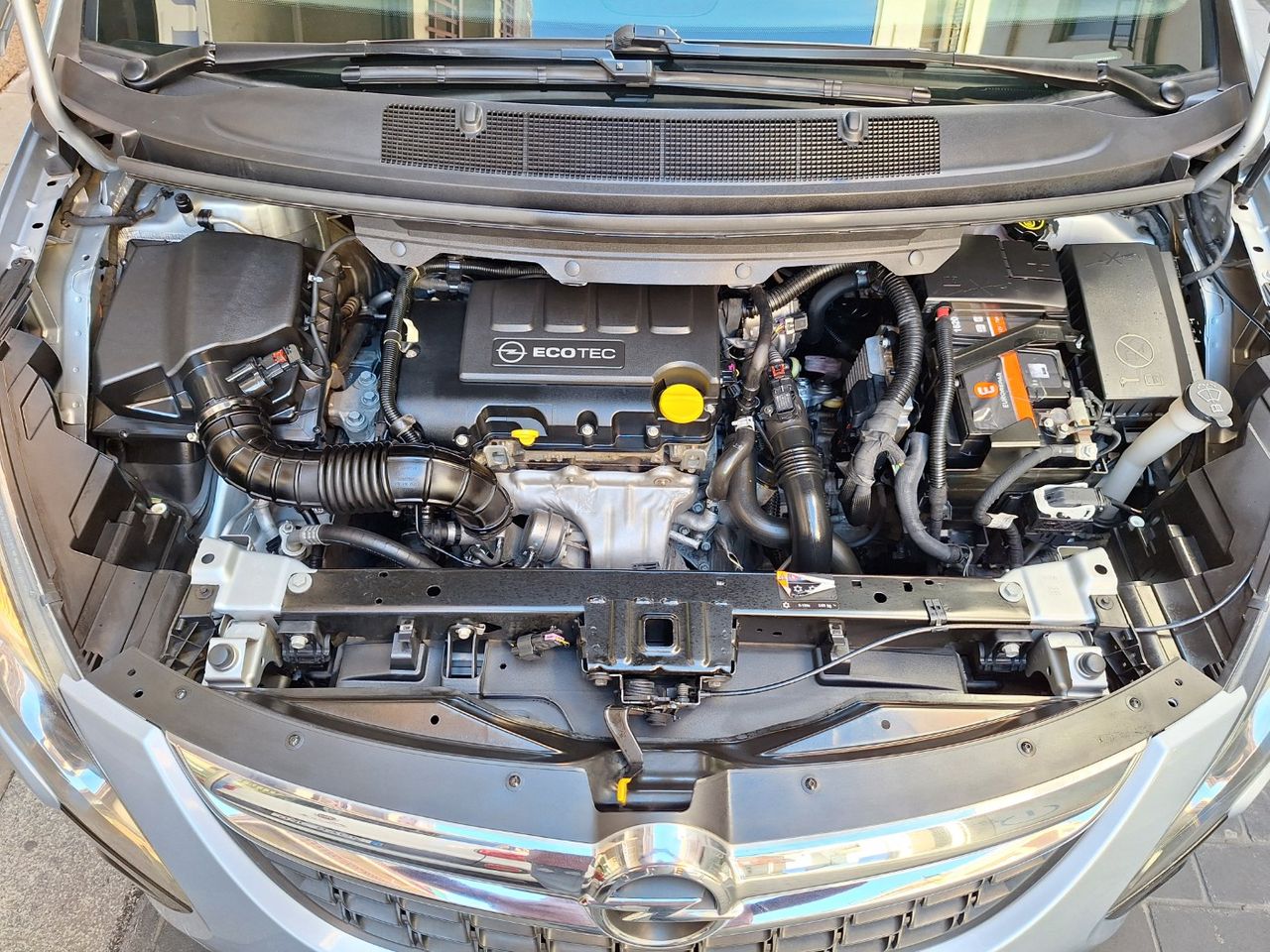 Opel Zafira Tourer Selective 1.4 Turbo 140 CV Start&Stop 7 plazas 7 plazas Etiq. verde C - Foto 5