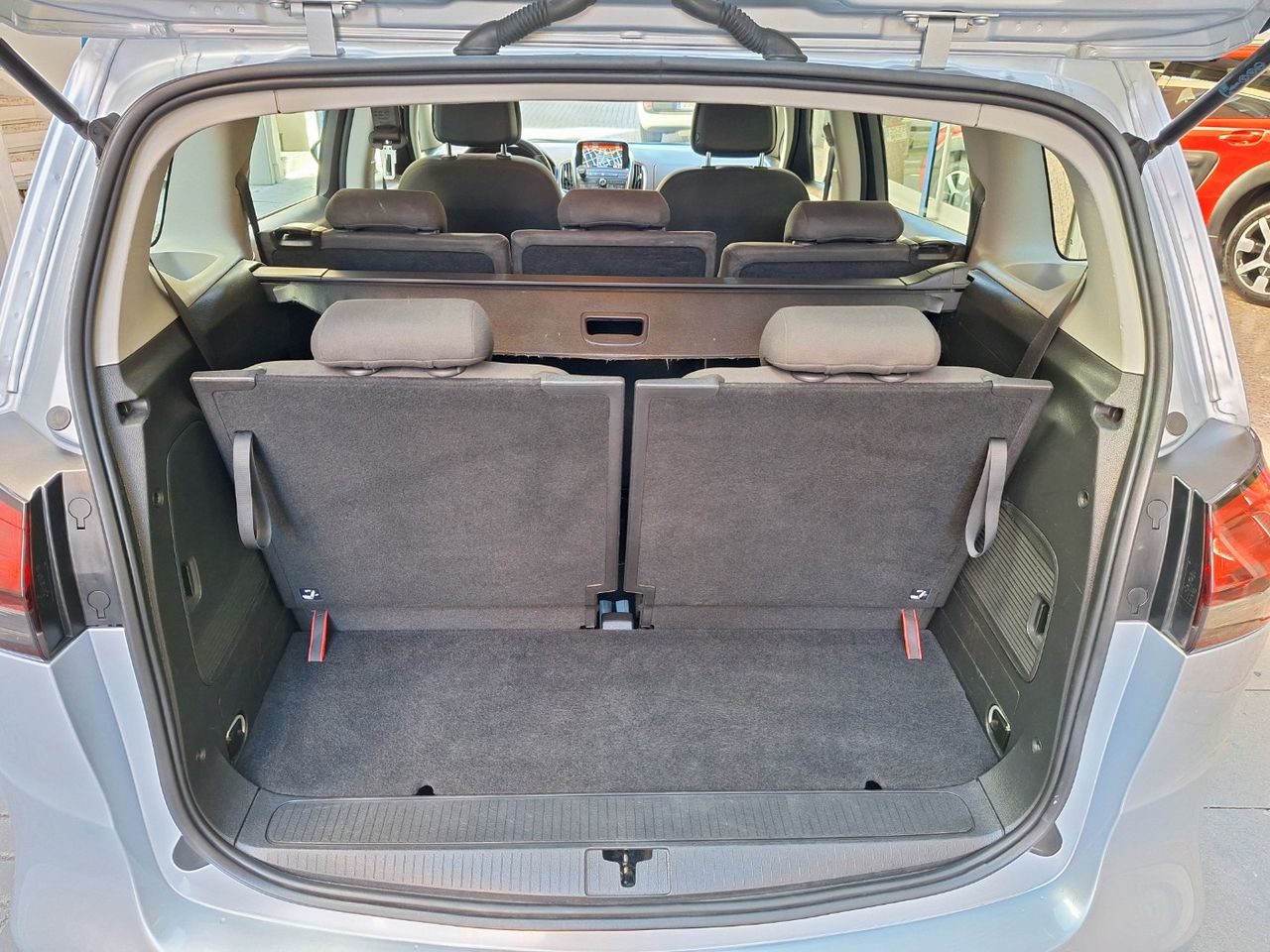 Opel Zafira Tourer Selective 1.4 Turbo 140 CV Start&Stop 7 plazas 7 plazas Etiq. verde C - Foto 9