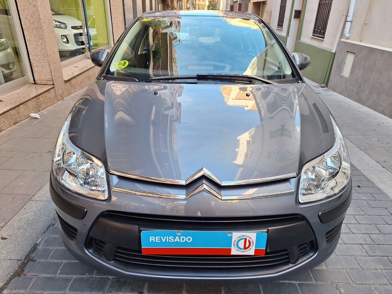 Citroën C4 HDI 90 LX 55.000 Km con libro revisiones - Foto 6