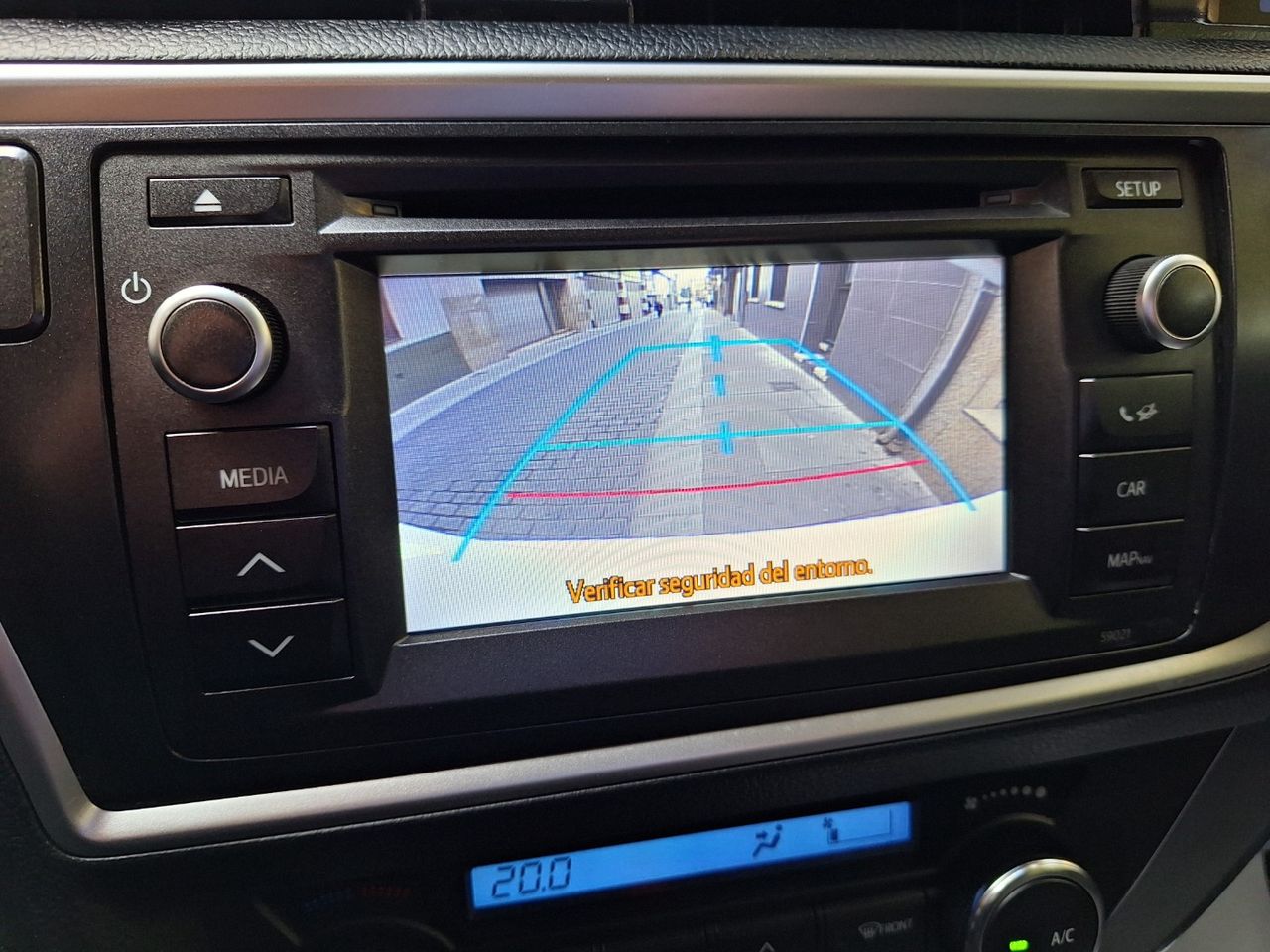 Toyota Auris 1.8 Hybrid mod. Active - Foto 18