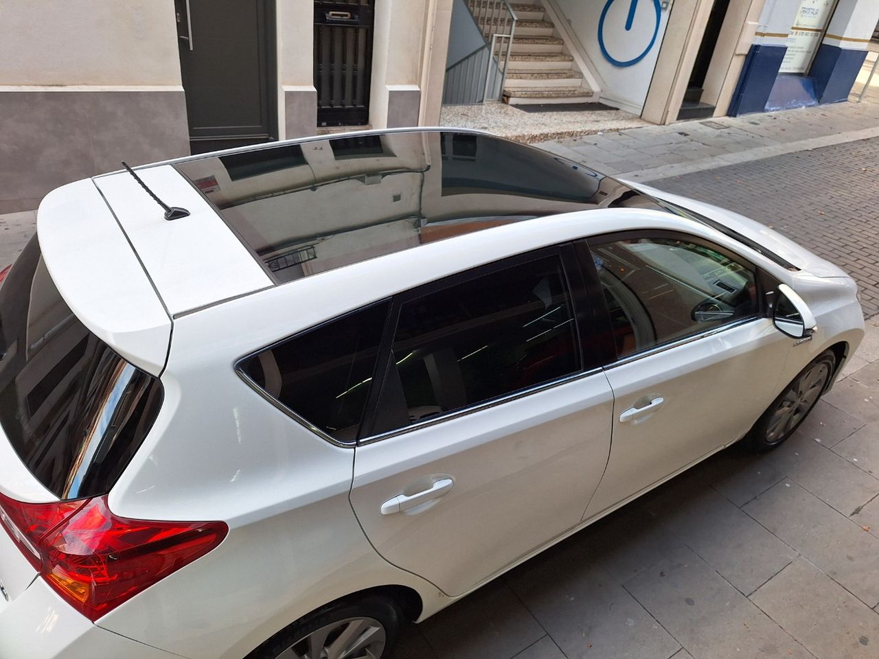 Toyota Auris 1.8 Hybrid mod. Active - Foto 17