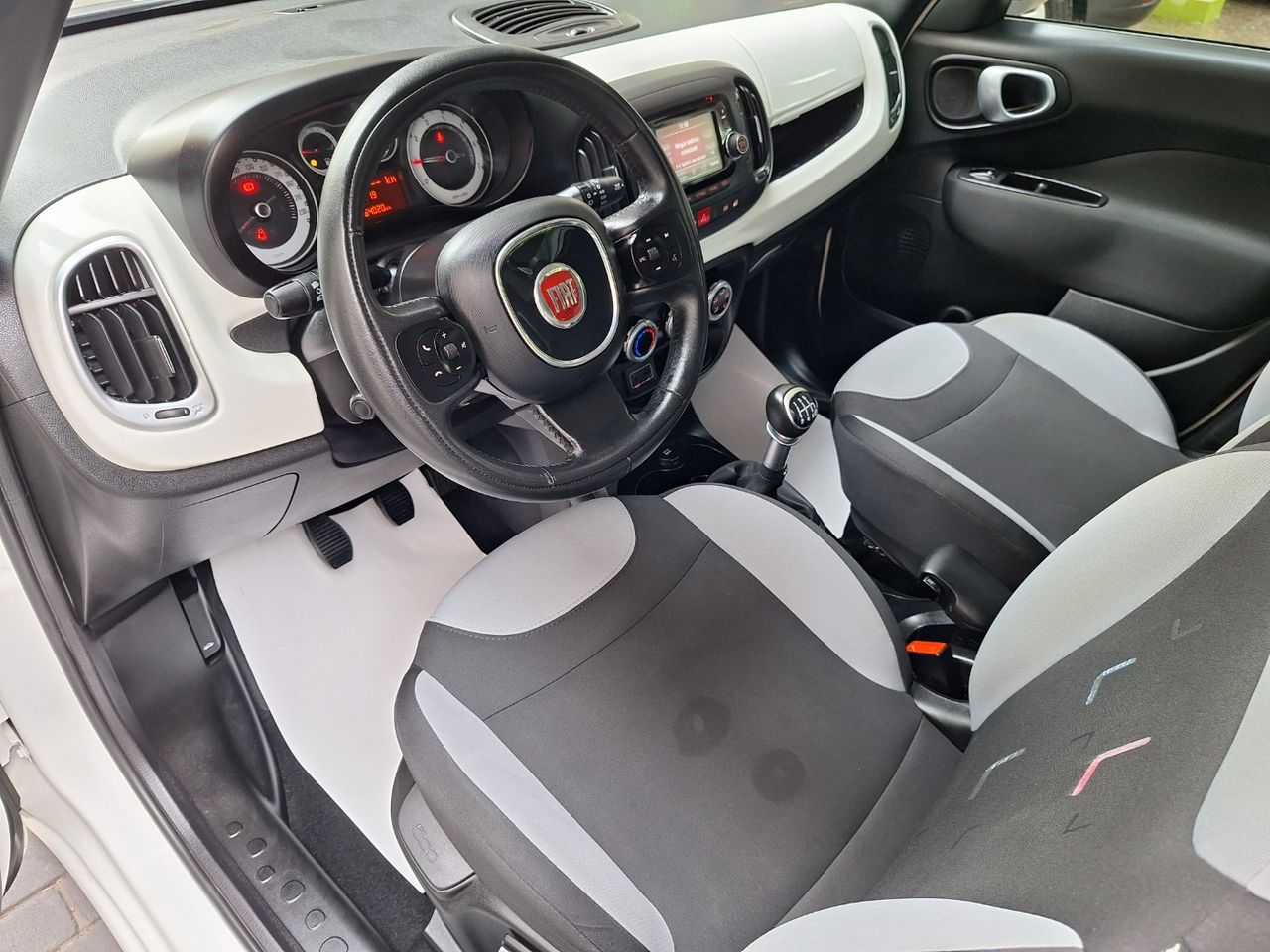 Fiat 500 Lounge 1.2 69 CV Etiq. verde C  Euro 6w - Foto 7