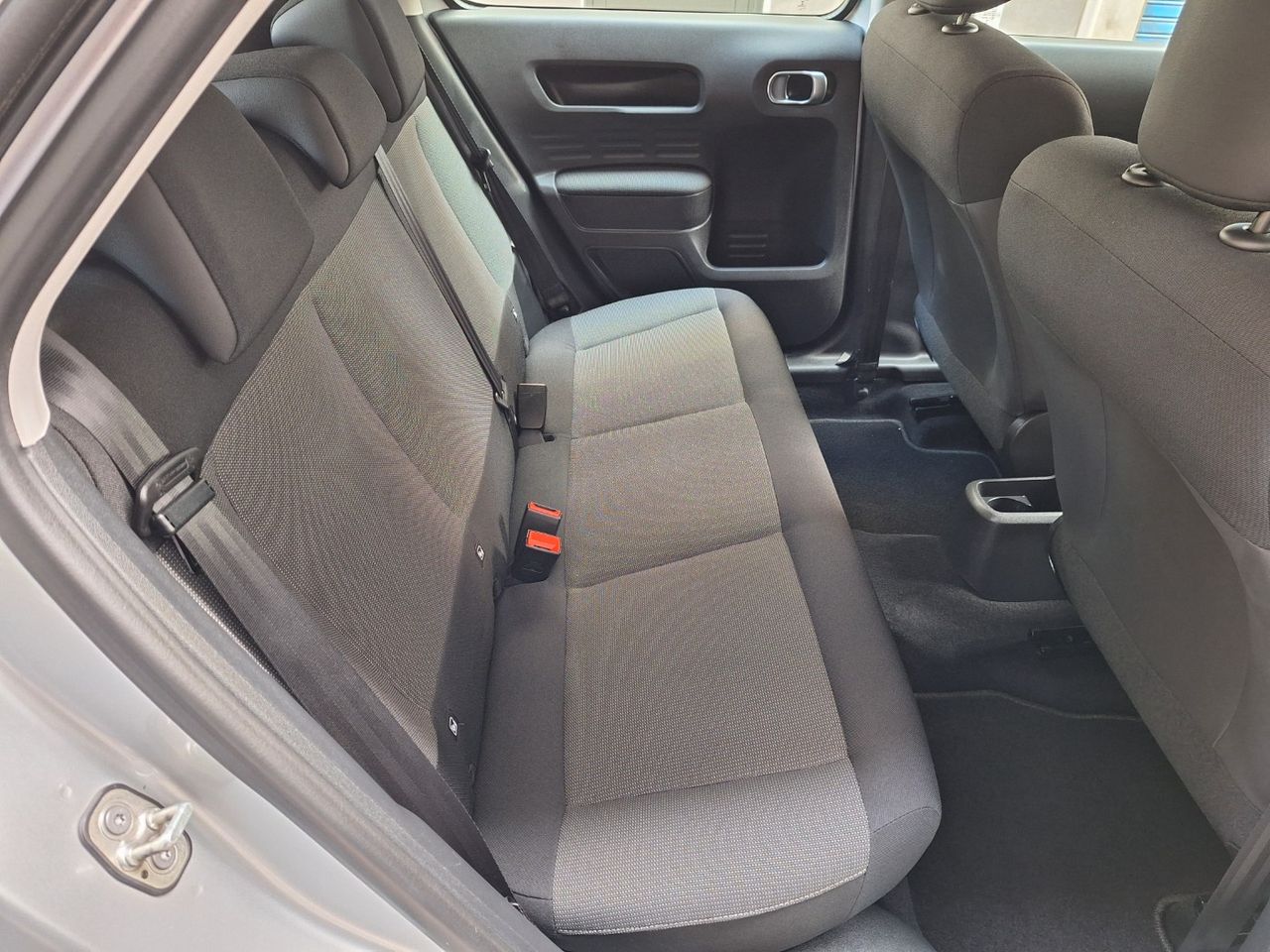 Citroën C4 Cactus PureTech 82 Feel Edition Silver - Foto 7