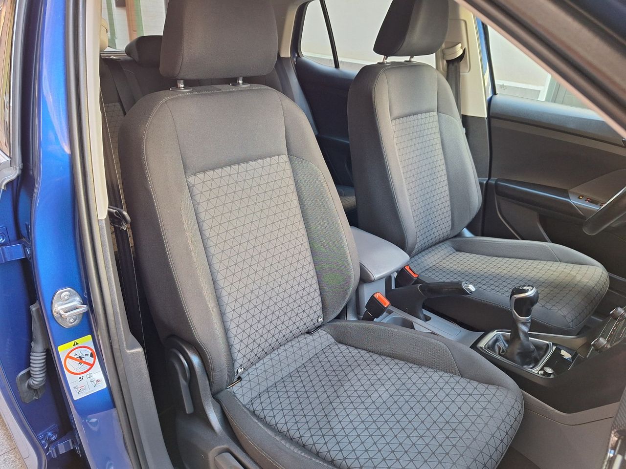 Volkswagen T-Cross Advance 1.0 TSI 70 kW (95 CV) Etiq. verde C  Euro 6 - Foto 14