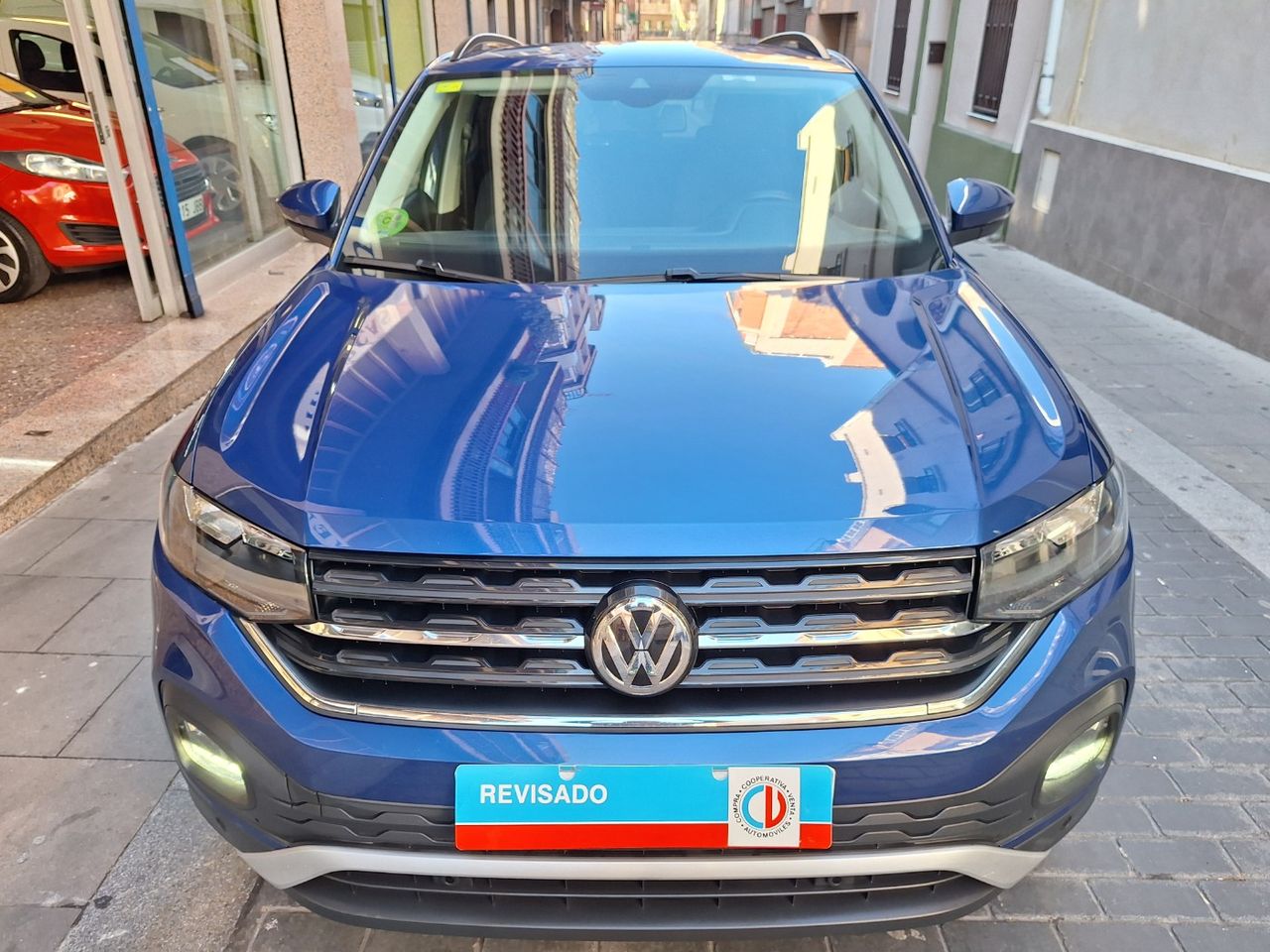 Volkswagen T-Cross Advance 1.0 TSI 70 kW (95 CV) Etiq. verde C  Euro 6 - Foto 4