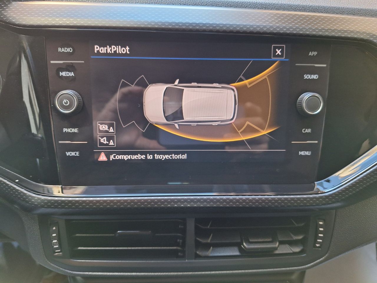 Volkswagen T-Cross Advance 1.0 TSI 70 kW (95 CV) Etiq. verde C  Euro 6 - Foto 12