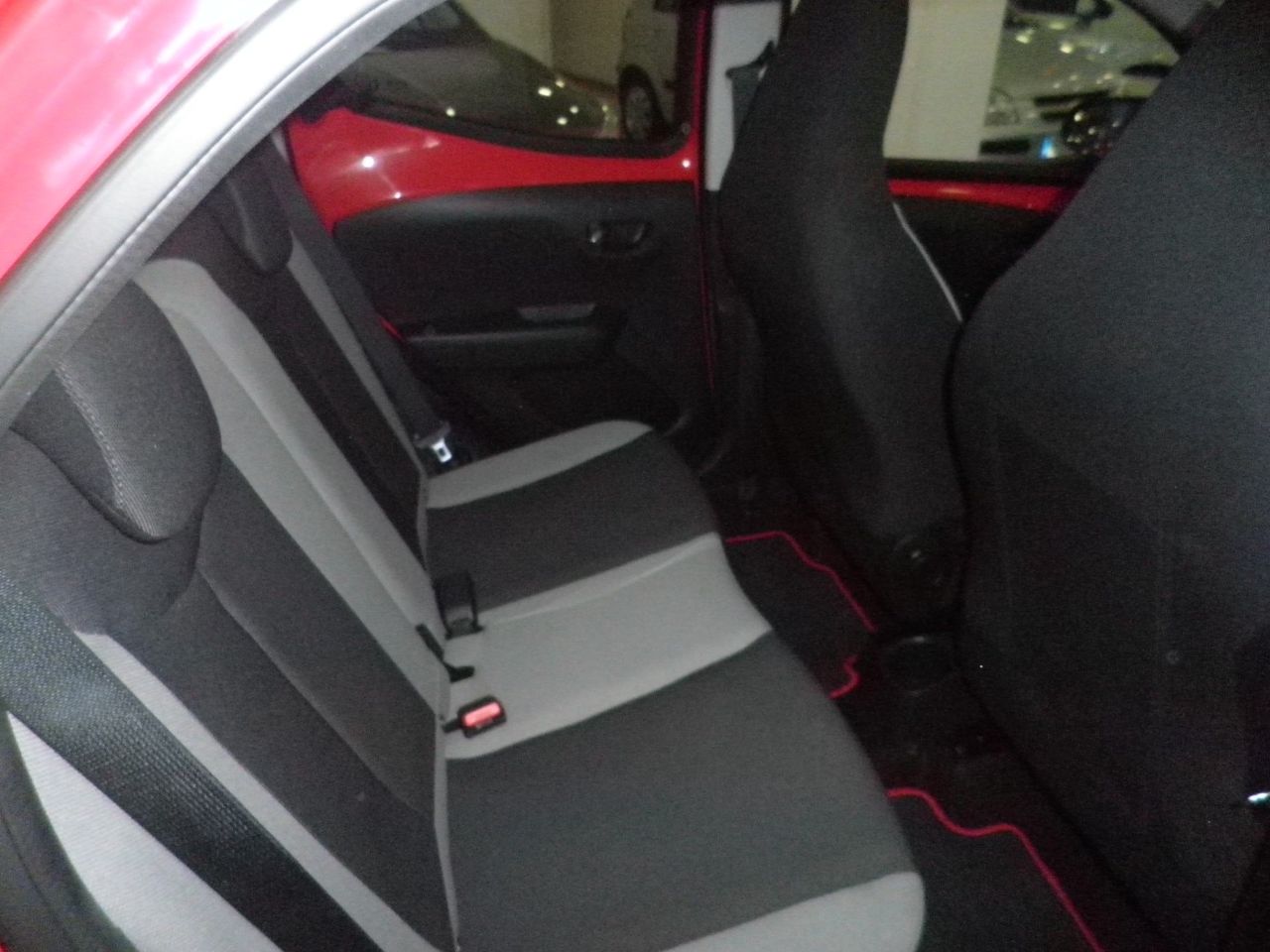 Toyota Aygo Aygo 1.0 Automático Etiq. verde C  Euro 6W - Foto 24