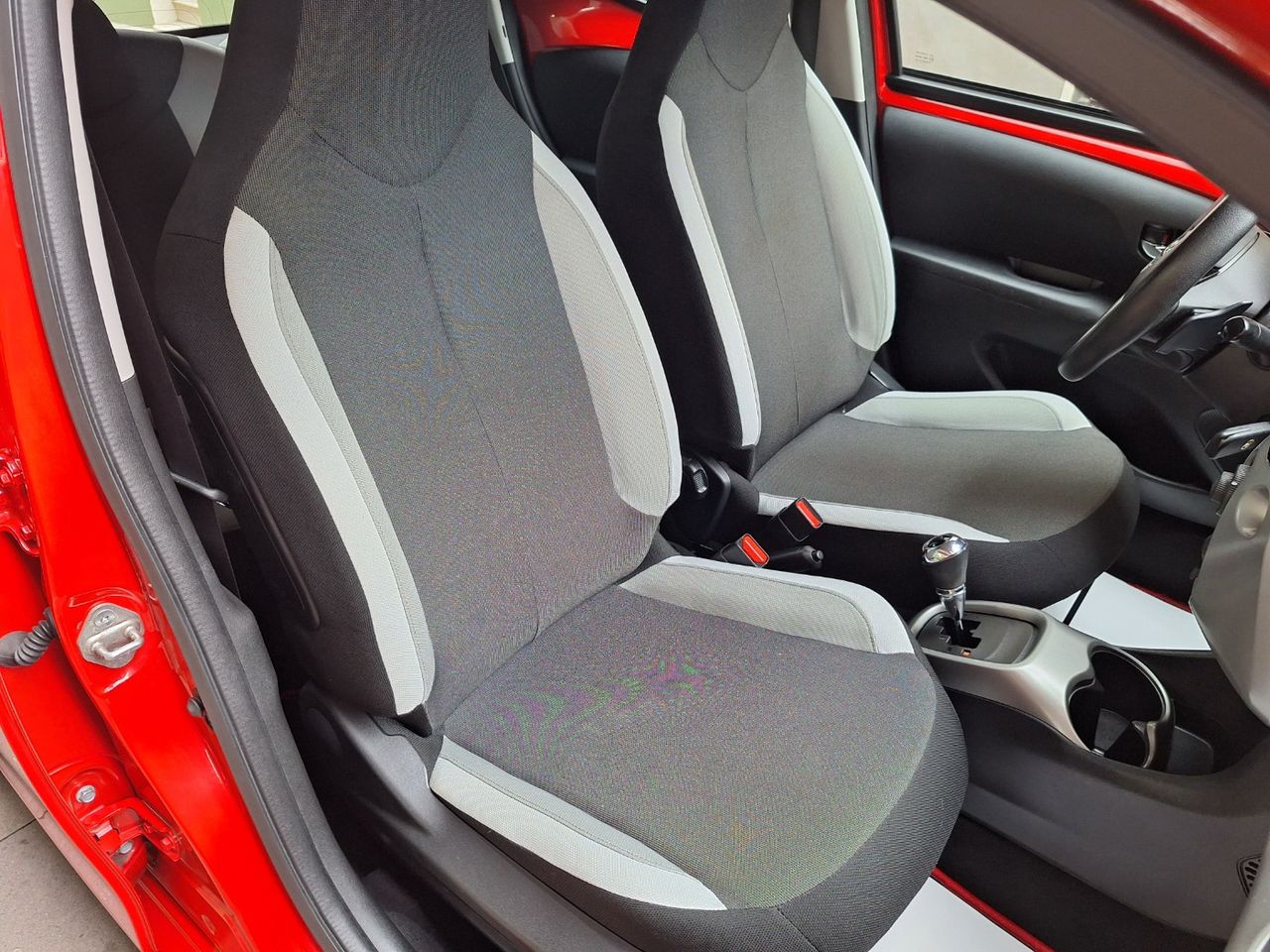 Toyota Aygo Aygo 1.0 Automático Etiq. verde C  Euro 6W - Foto 13