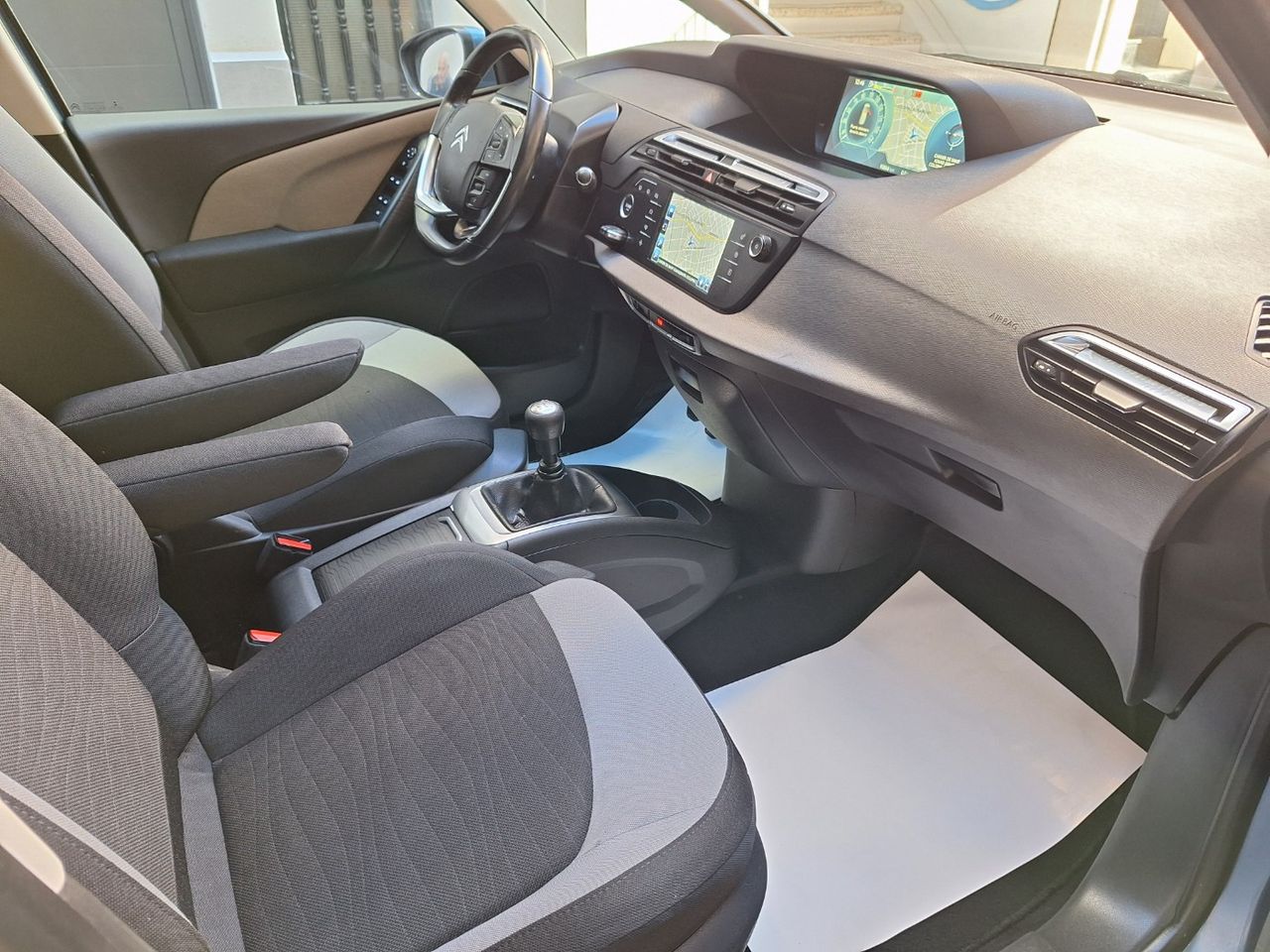 Citroën C4 PureTech 130 S&S Feel Edition - Foto 12