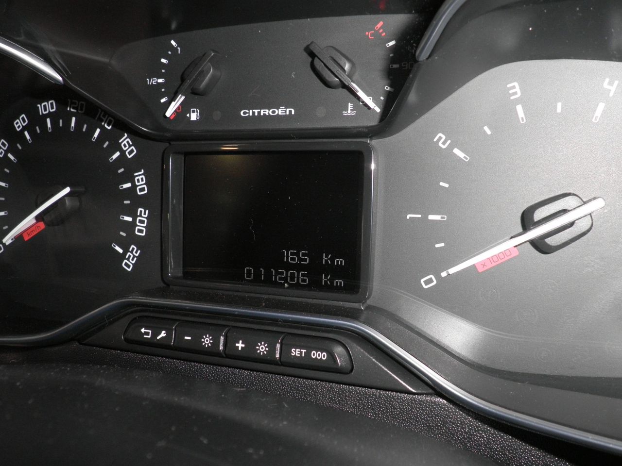 Citroën C3 PureTech 83 Feel Gasolina 11.000 Km Libro de revis. - Foto 3