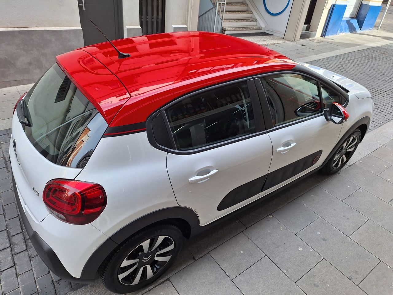Citroën C3 PureTech 83 Feel Gasolina 11.000 Km Libro de revis. - Foto 15