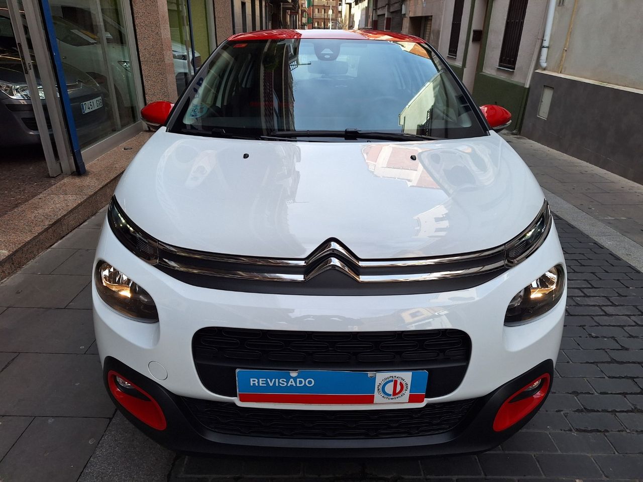 Citroën C3 PureTech 83 Feel Gasolina 11.000 Km Libro de revis. - Foto 4