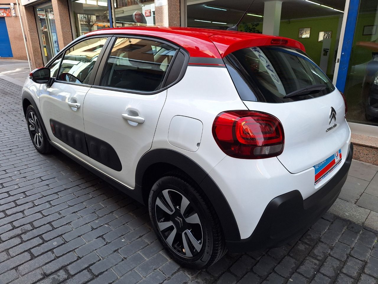 Citroën C3 PureTech 83 Feel Gasolina 11.000 Km Libro de revis. - Foto 8