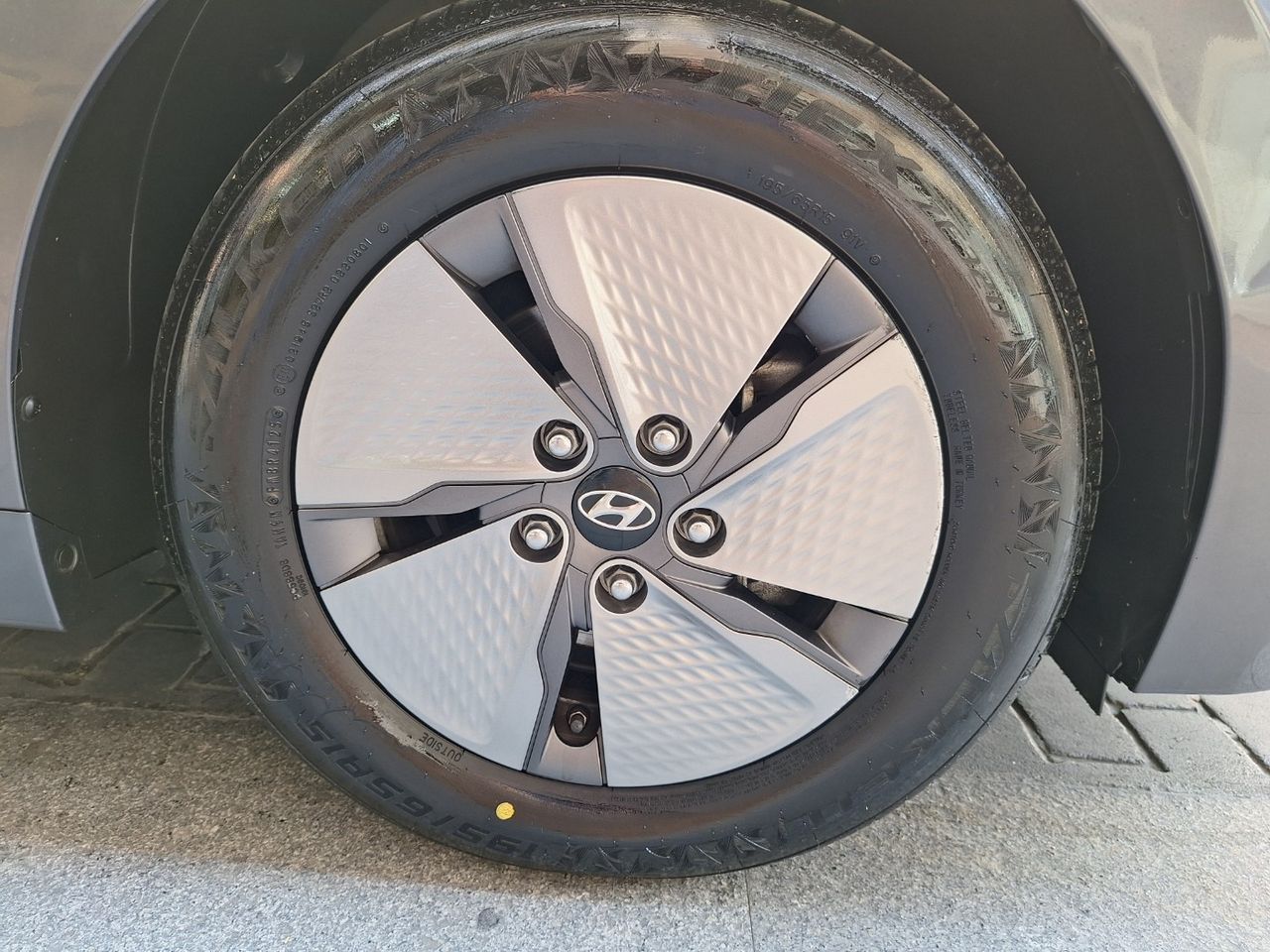 Hyundai IONIQ Híbrido 1.6 GDI 104 kW (141 CV) DCT Klass Etiq. ECO Euro 6 DG - Foto 22