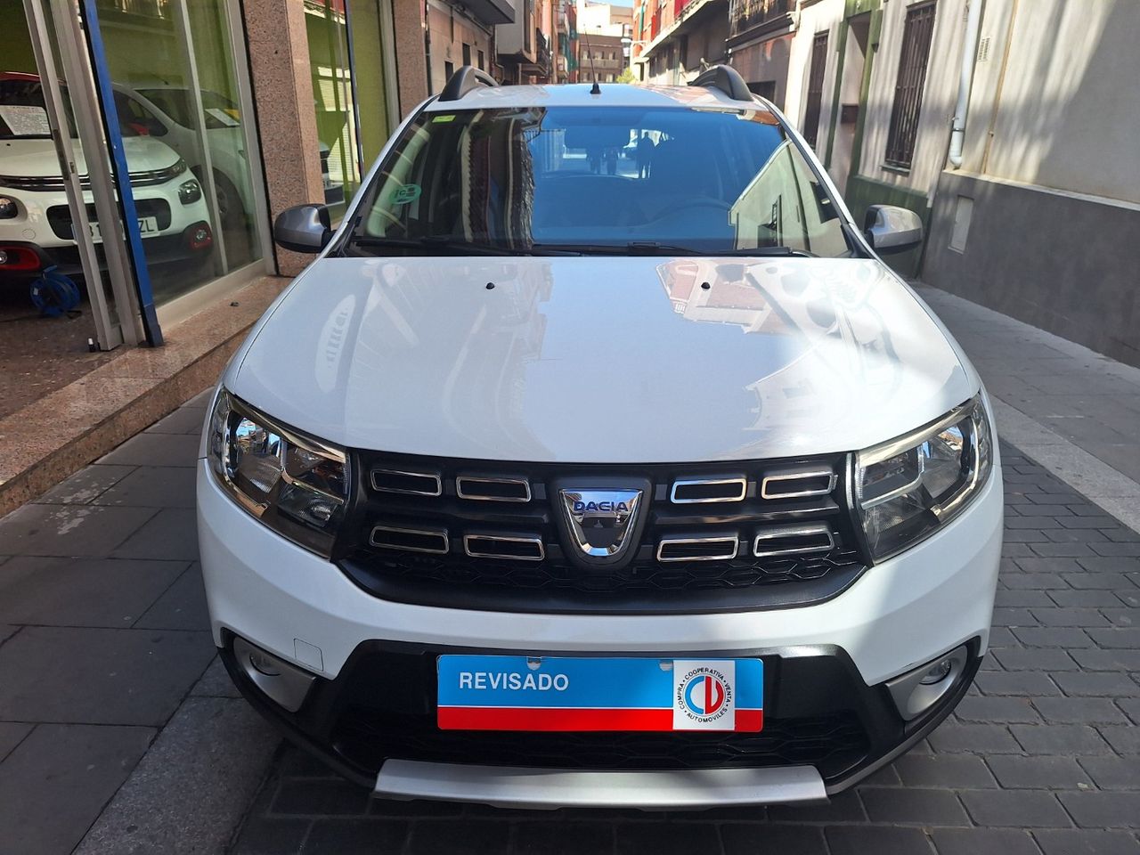 Dacia Sandero Stepway TCE 66 kW (90 CV) Etiq. verde C  Euro 6 - Foto 4