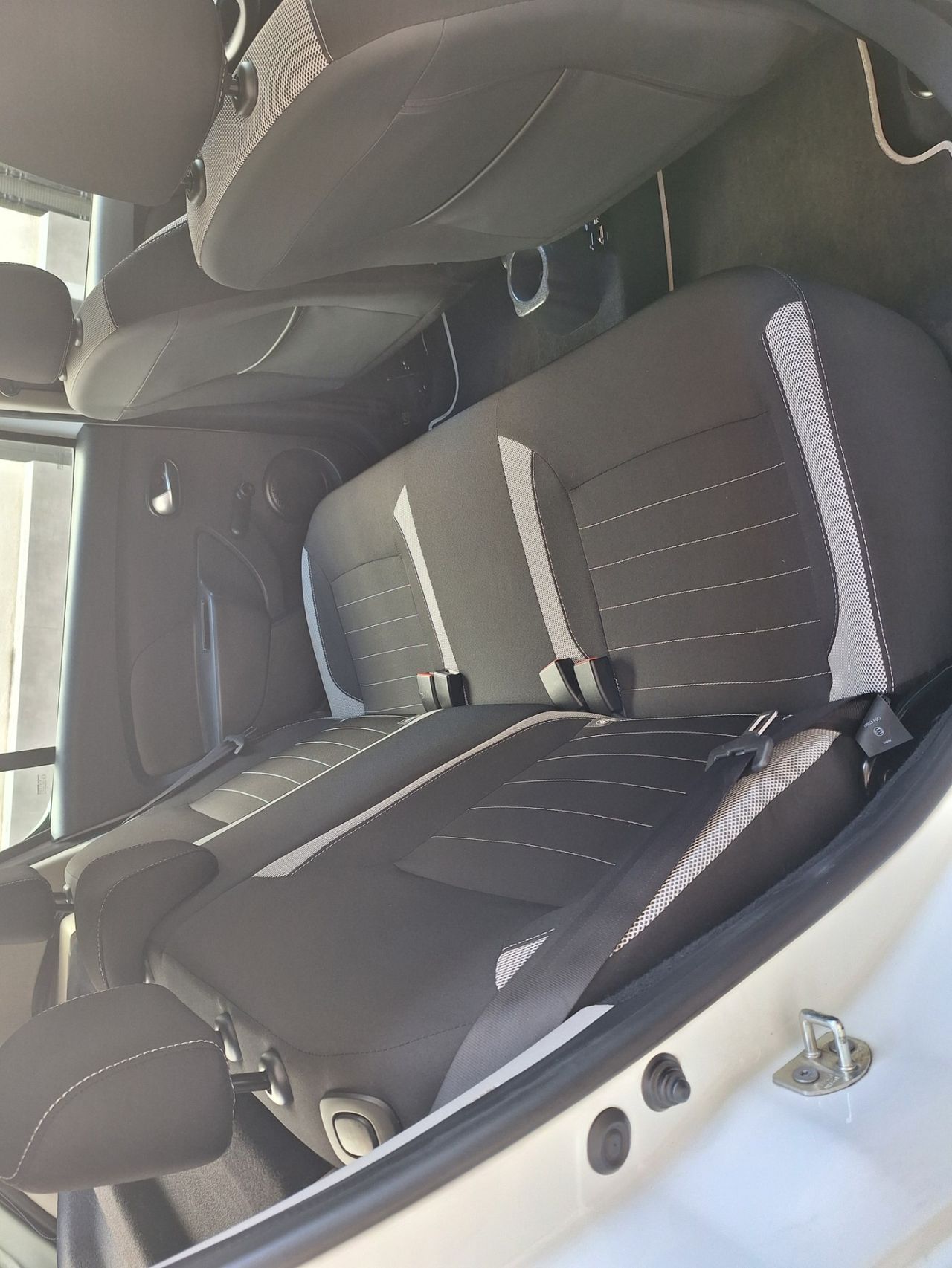 Dacia Sandero Stepway TCE 66 kW (90 CV) Etiq. verde C  Euro 6 - Foto 8