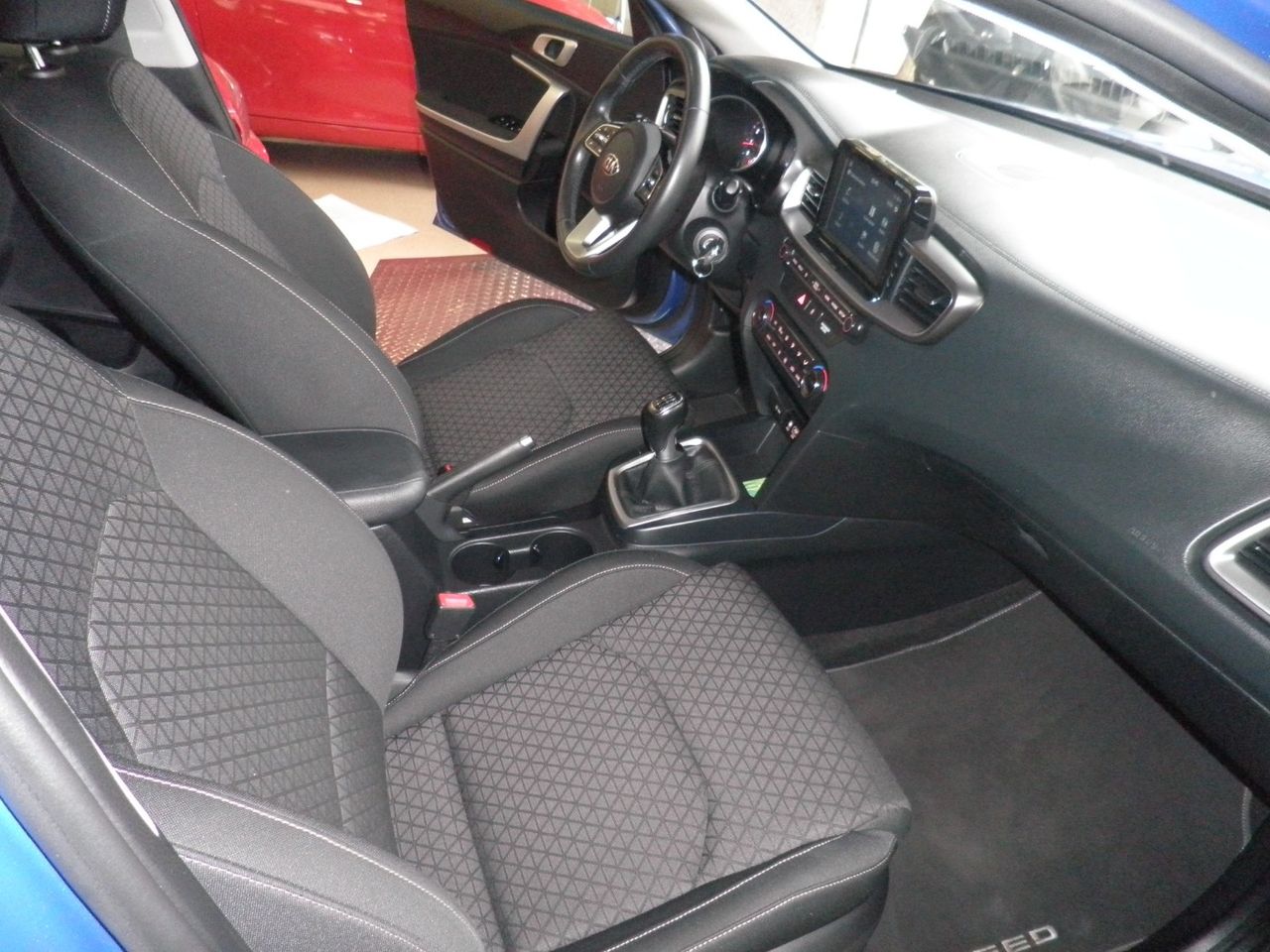 Kia Ceed Tourer 1.4 T-GDi Drive 103 kW (140 CV) - Foto 3