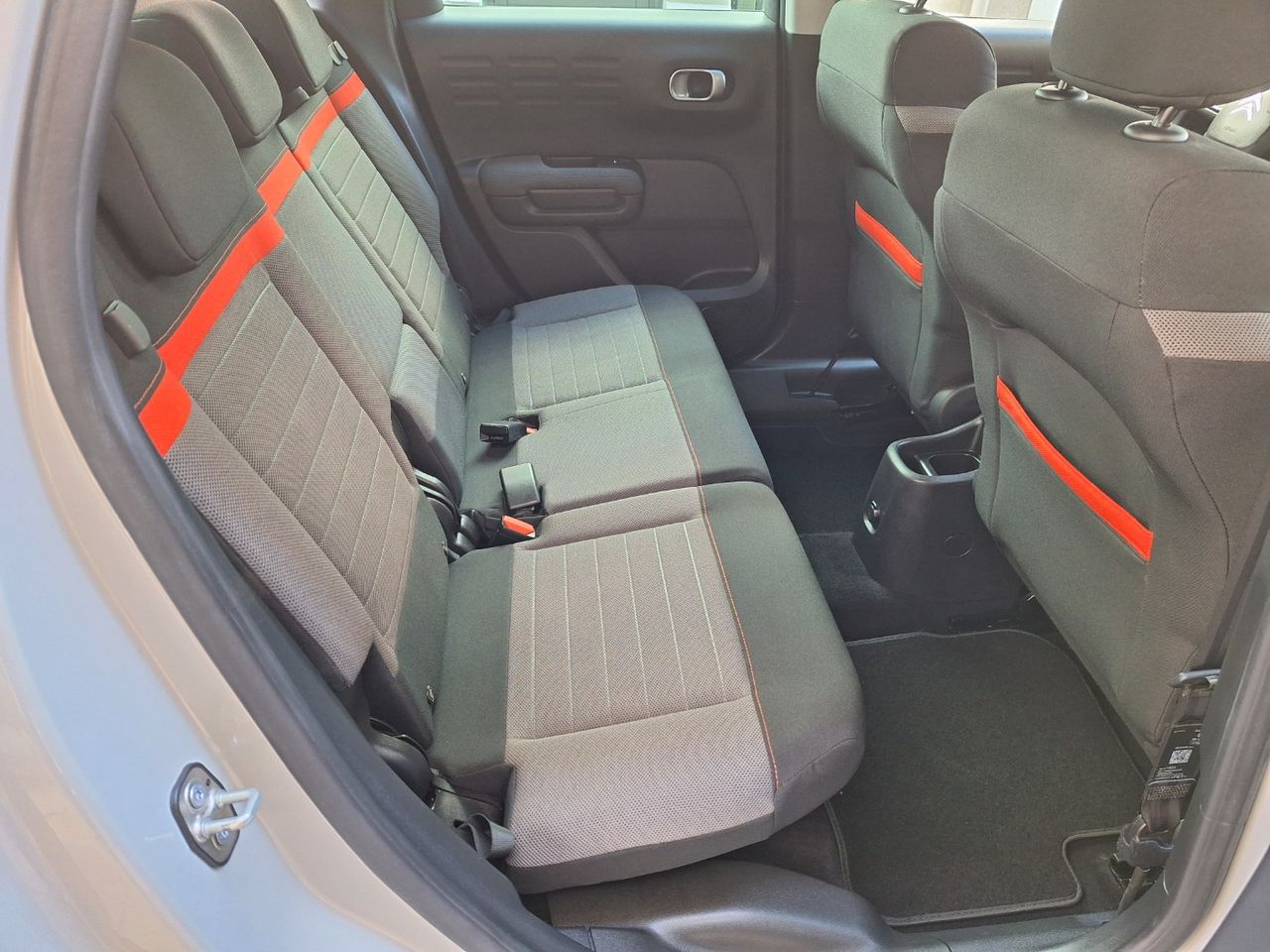 Citroën C3 Aircross PureTech 110 S&S Shine Etiq. verde C  Euro 6 - Foto 10