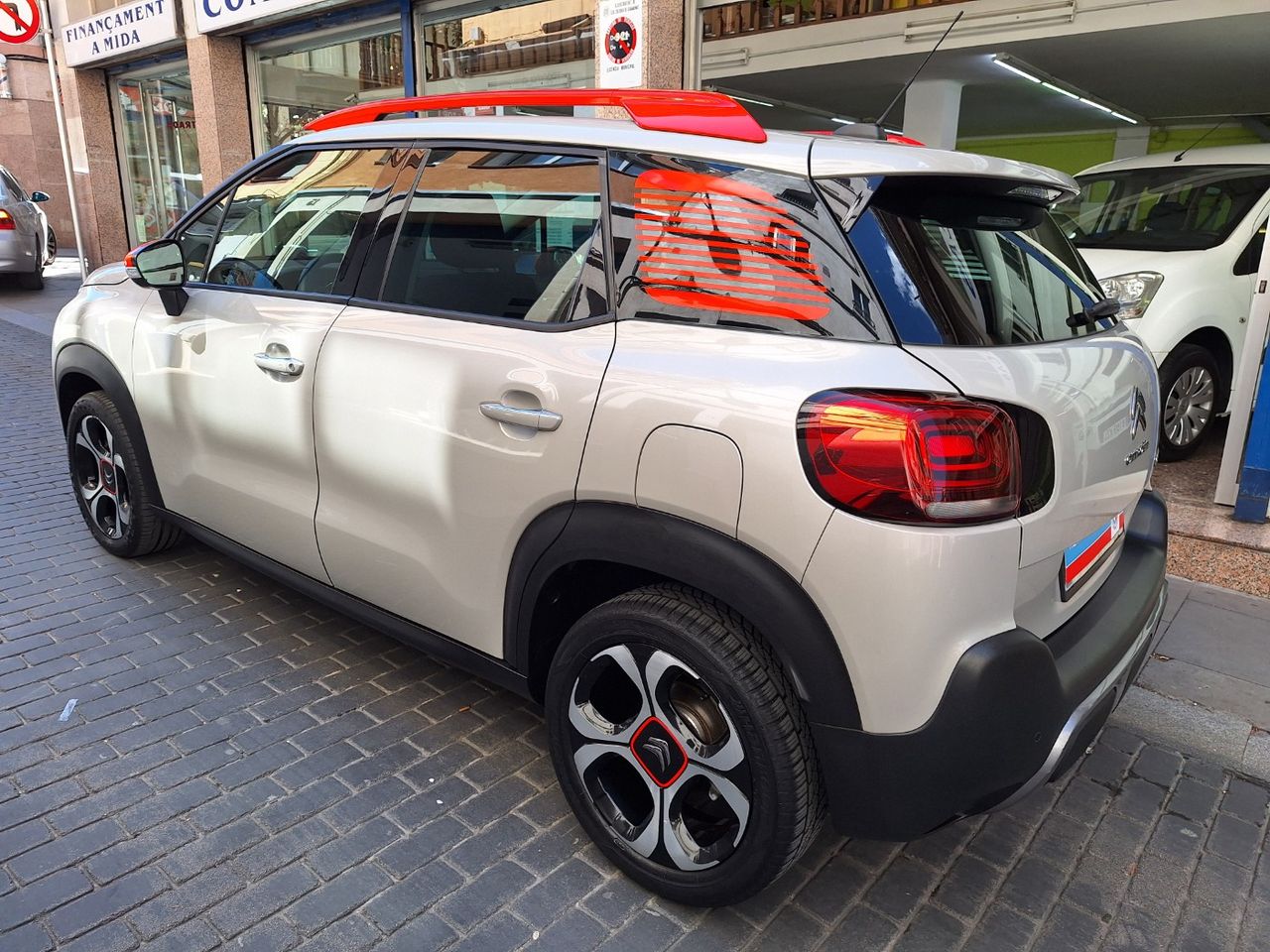 Citroën C3 Aircross PureTech 110 S&S Shine Etiq. verde C  Euro 6 - Foto 9