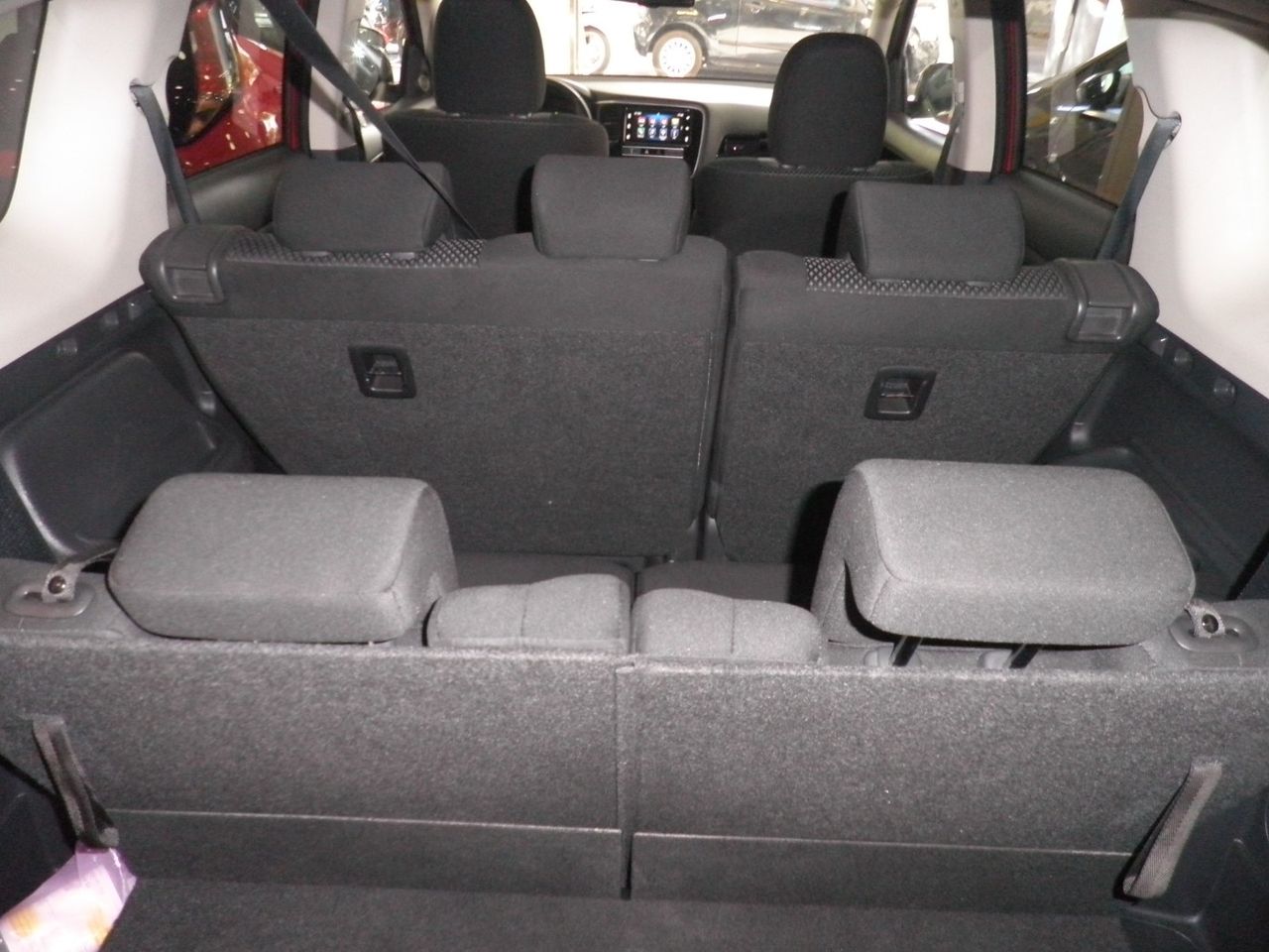 Mitsubishi Outlander 200 MPI CVT Motion 2WD 7 plazas sólo 59.000 Km - Foto 10