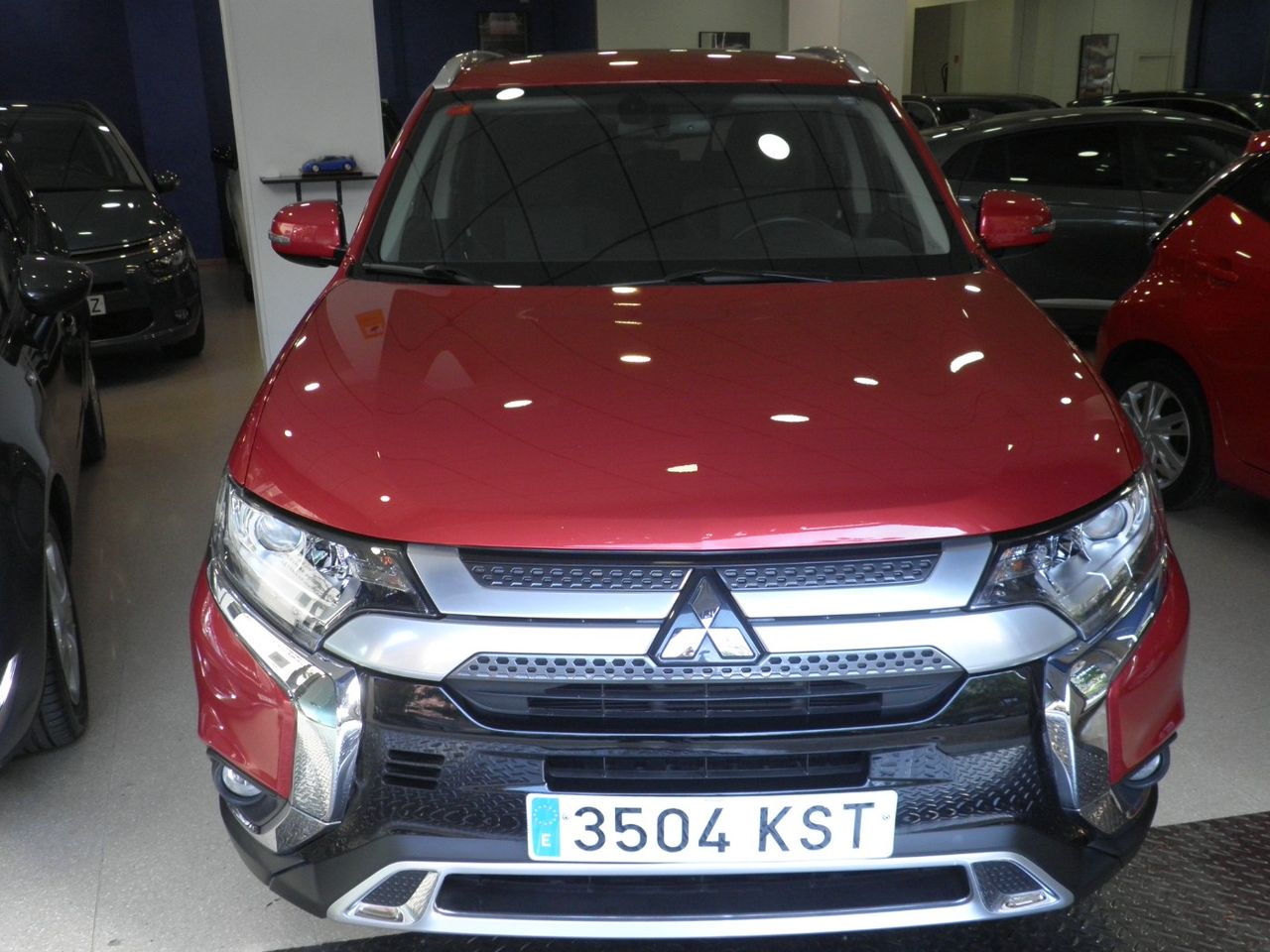 Mitsubishi Outlander 200 MPI CVT Motion 2WD 7 plazas sólo 59.000 Km - Foto 4