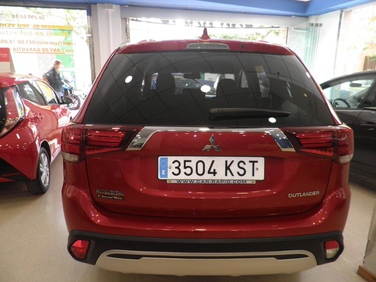 Mitsubishi Outlander 200 MPI CVT Motion 2WD 7 plazas sólo 59.000 Km - Foto 12