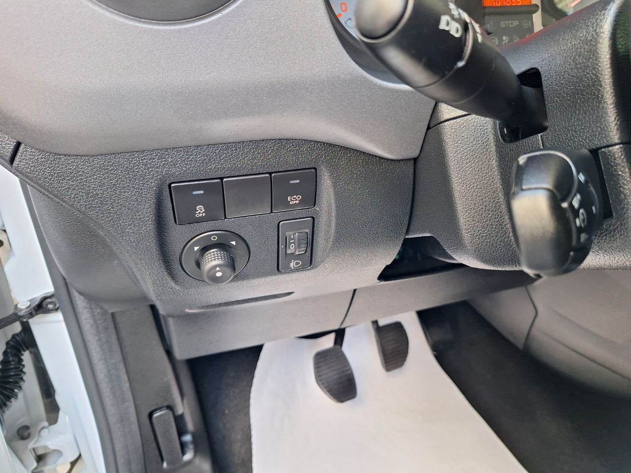 Citroën Berlingo Multispace Feel PureTech 110 S&S un solo propietario - Foto 22