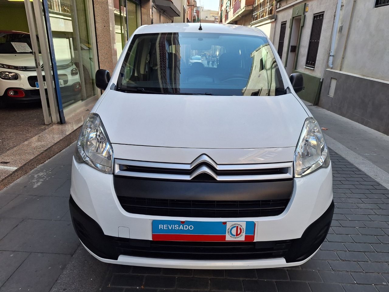 Citroën Berlingo Multispace Feel PureTech 110 S&S un solo propietario - Foto 4