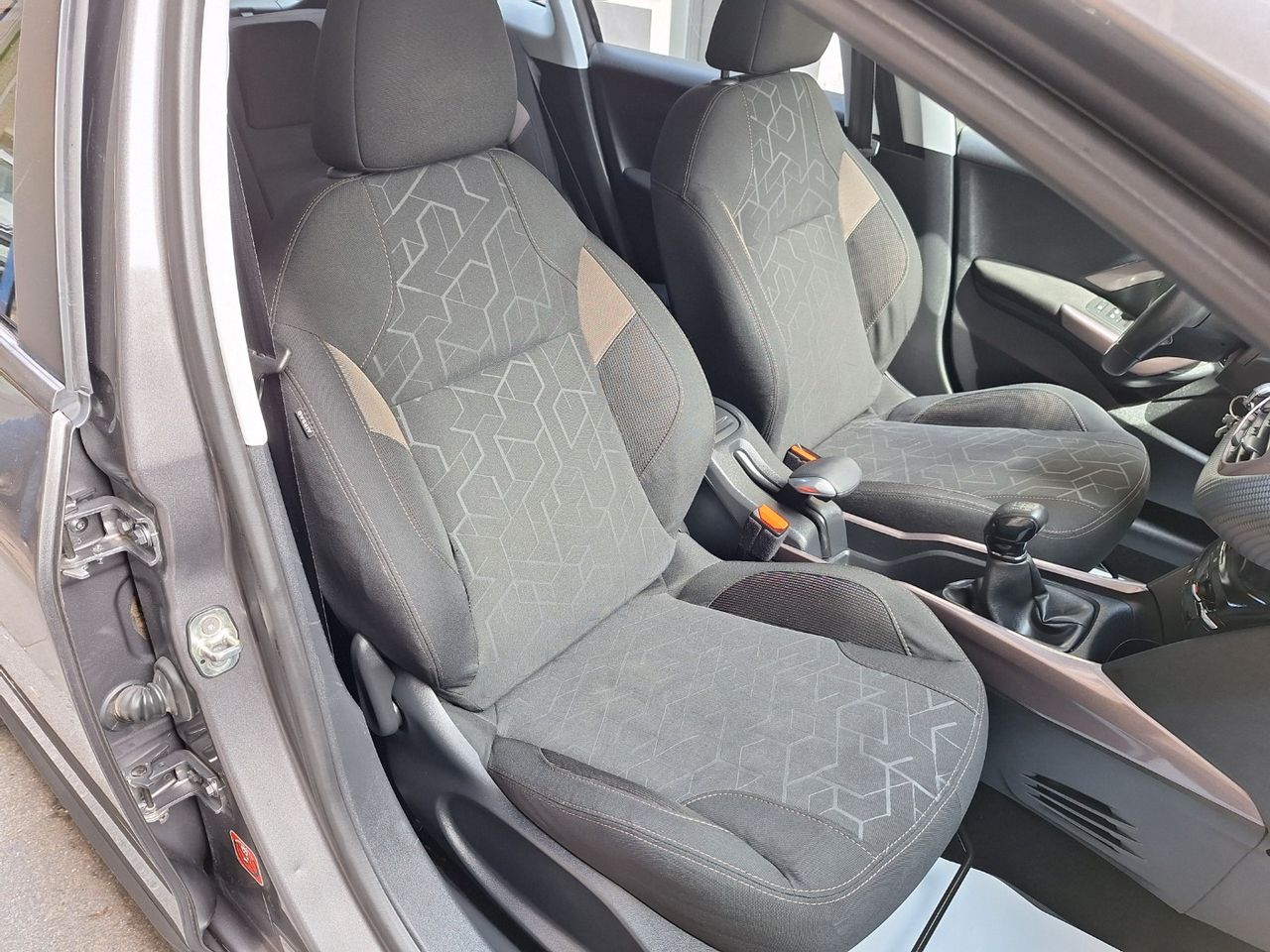 Peugeot 2008 Active 1.2 VTi 82 - Foto 15